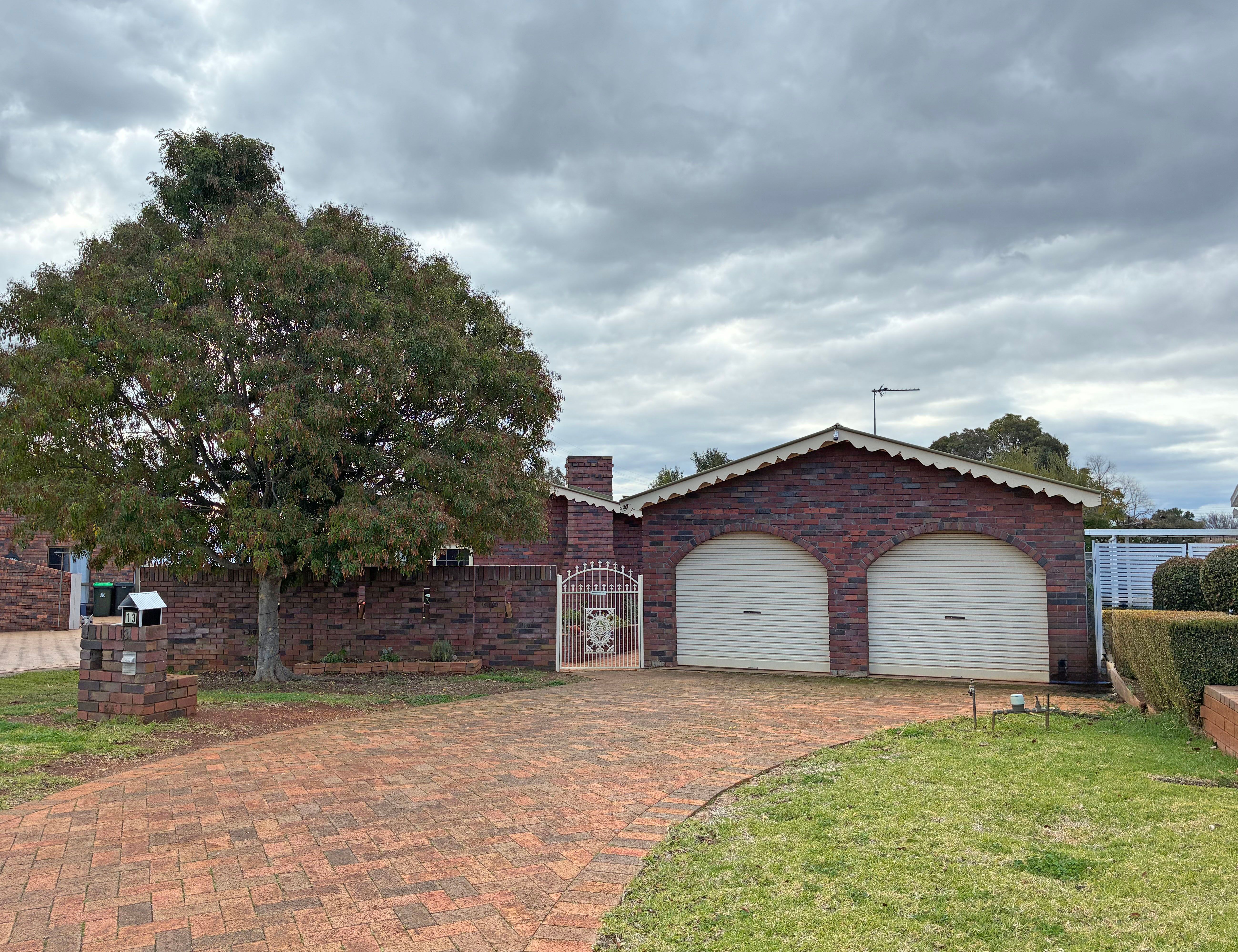 13 Balmoral Place, Dubbo, NSW 2830