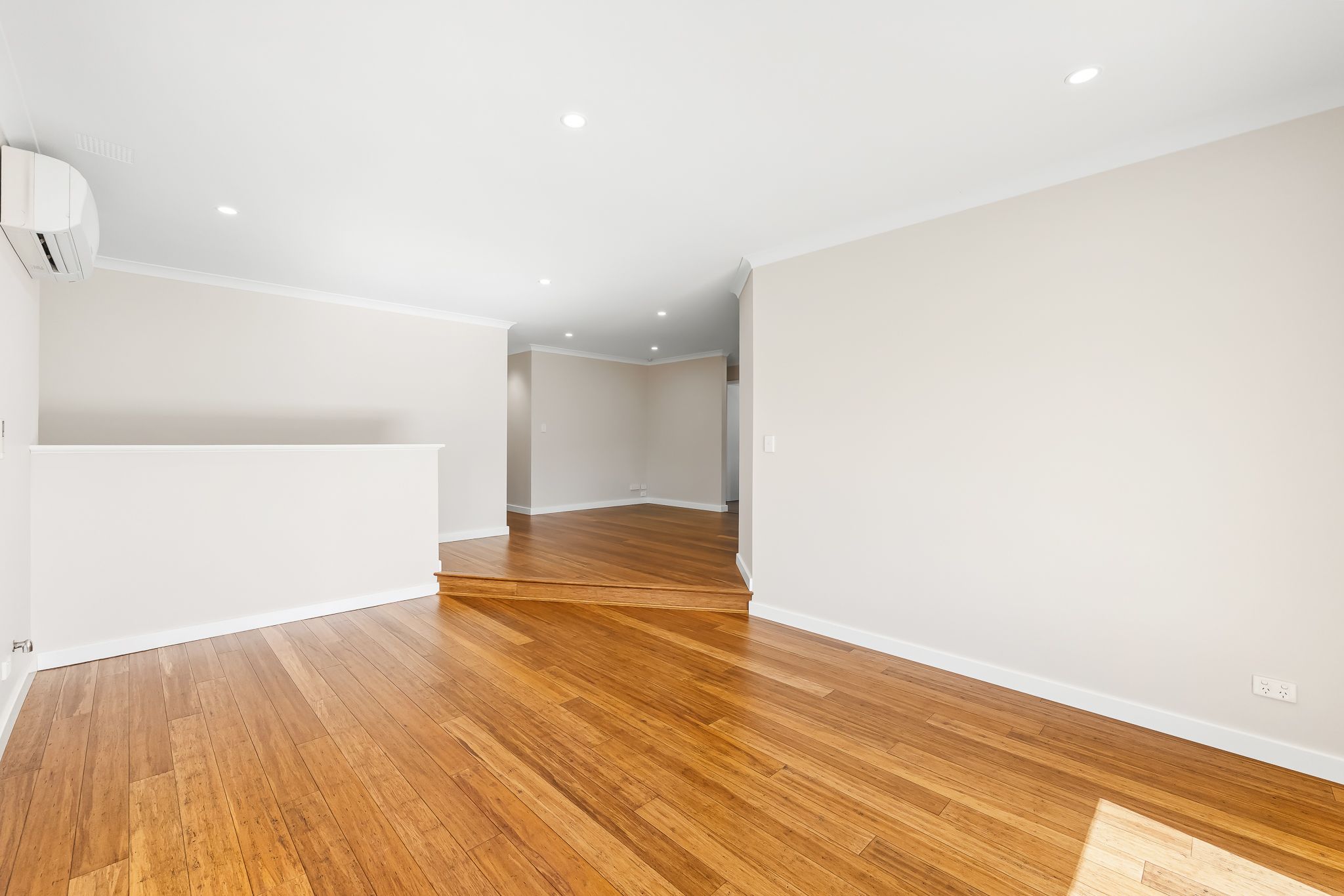 7 Sapphire Way — photo 6 of 22