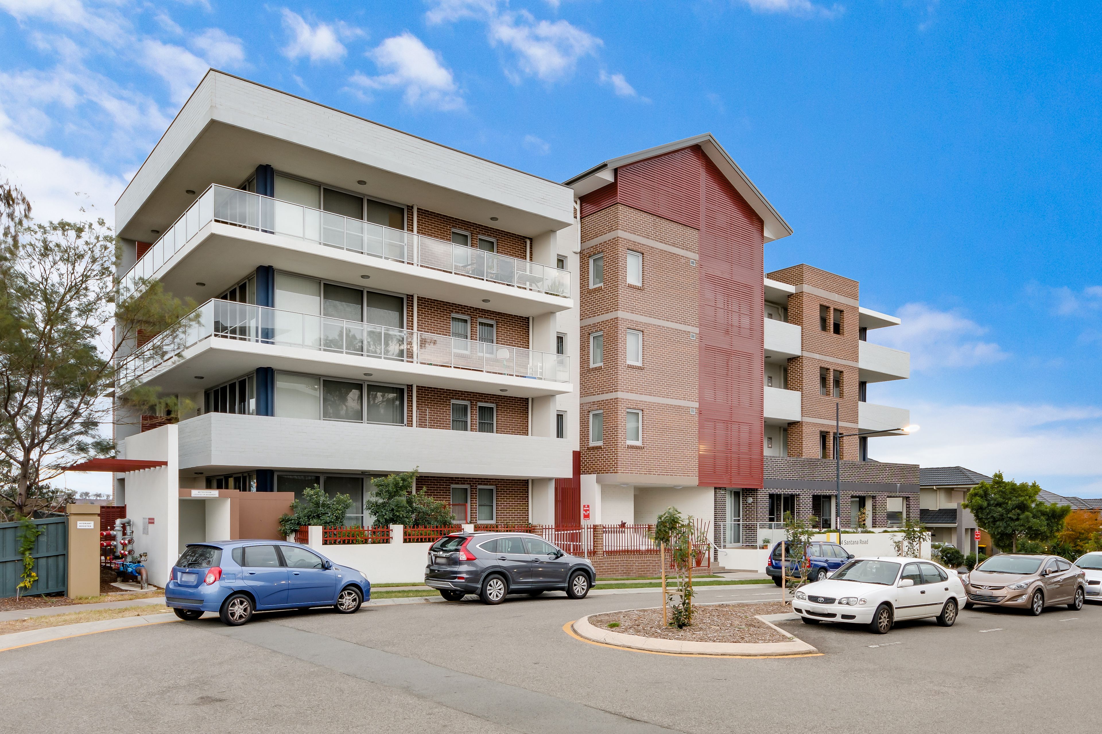 Campbelltown, NSW 2560