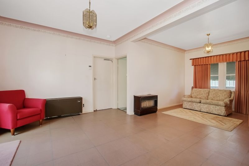 537 Sanders Road, Lavington, NSW 2641