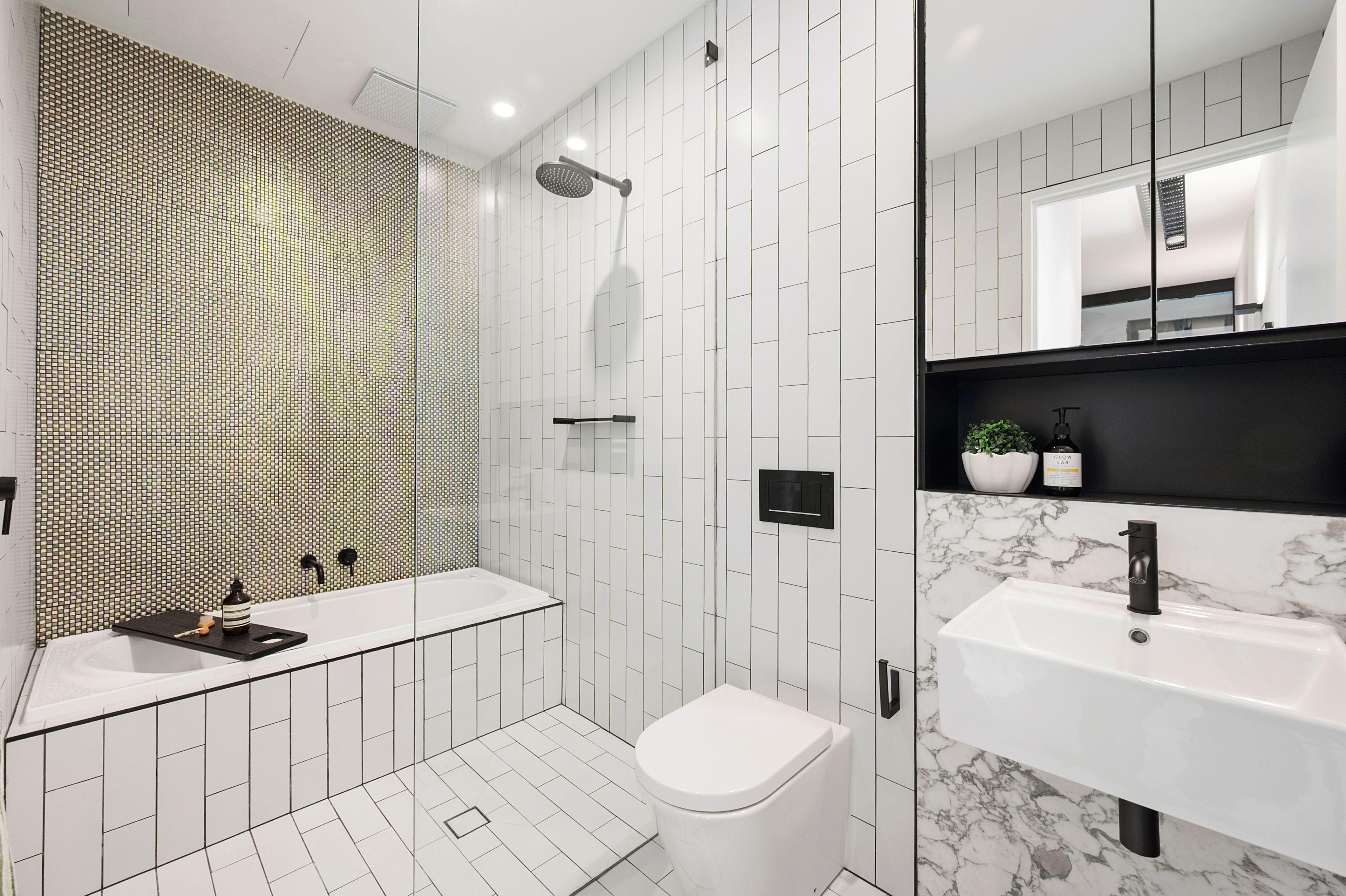 65/8 Crewe Place — photo 12 of 18