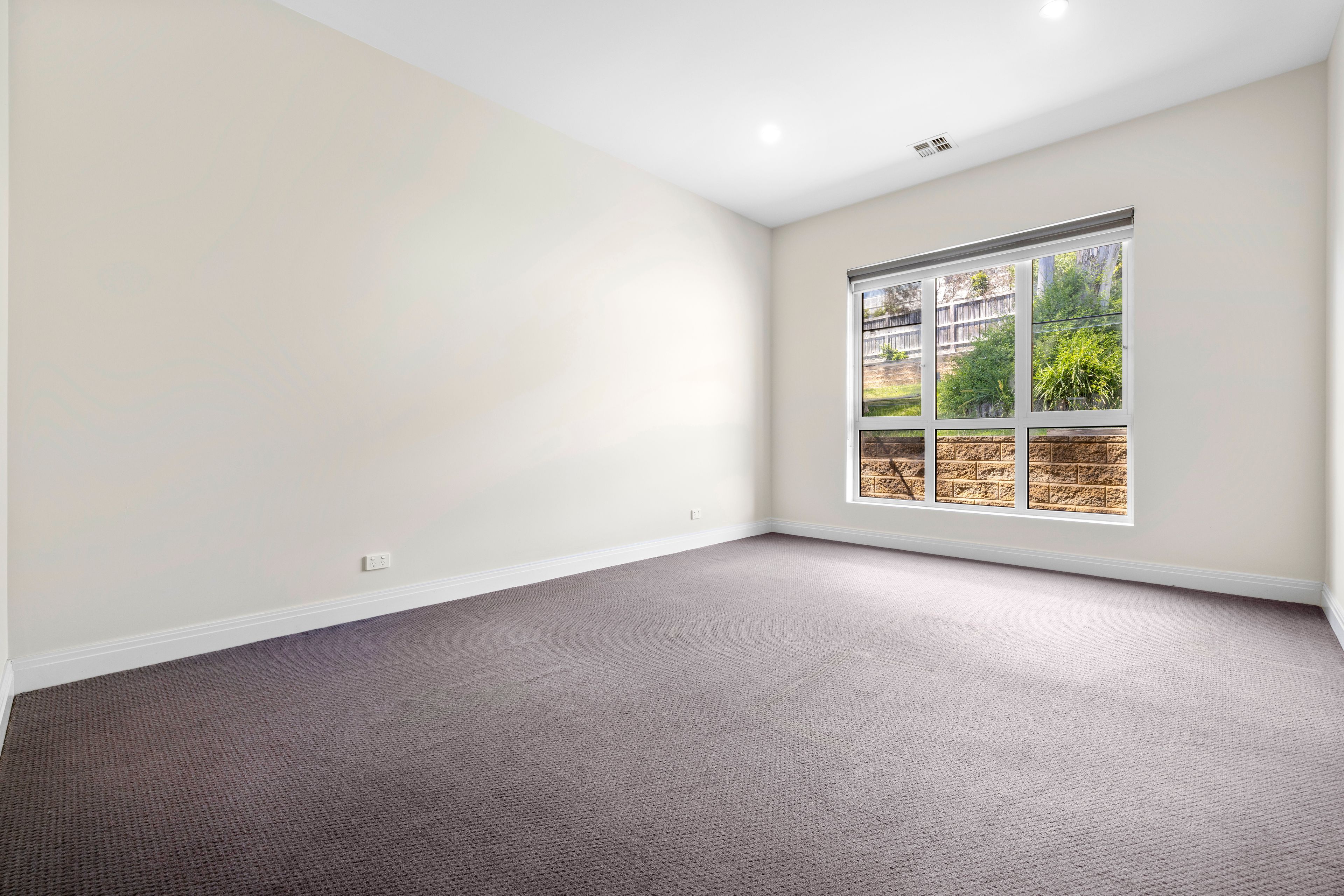 4 Hayes Court — photo 18 of 27