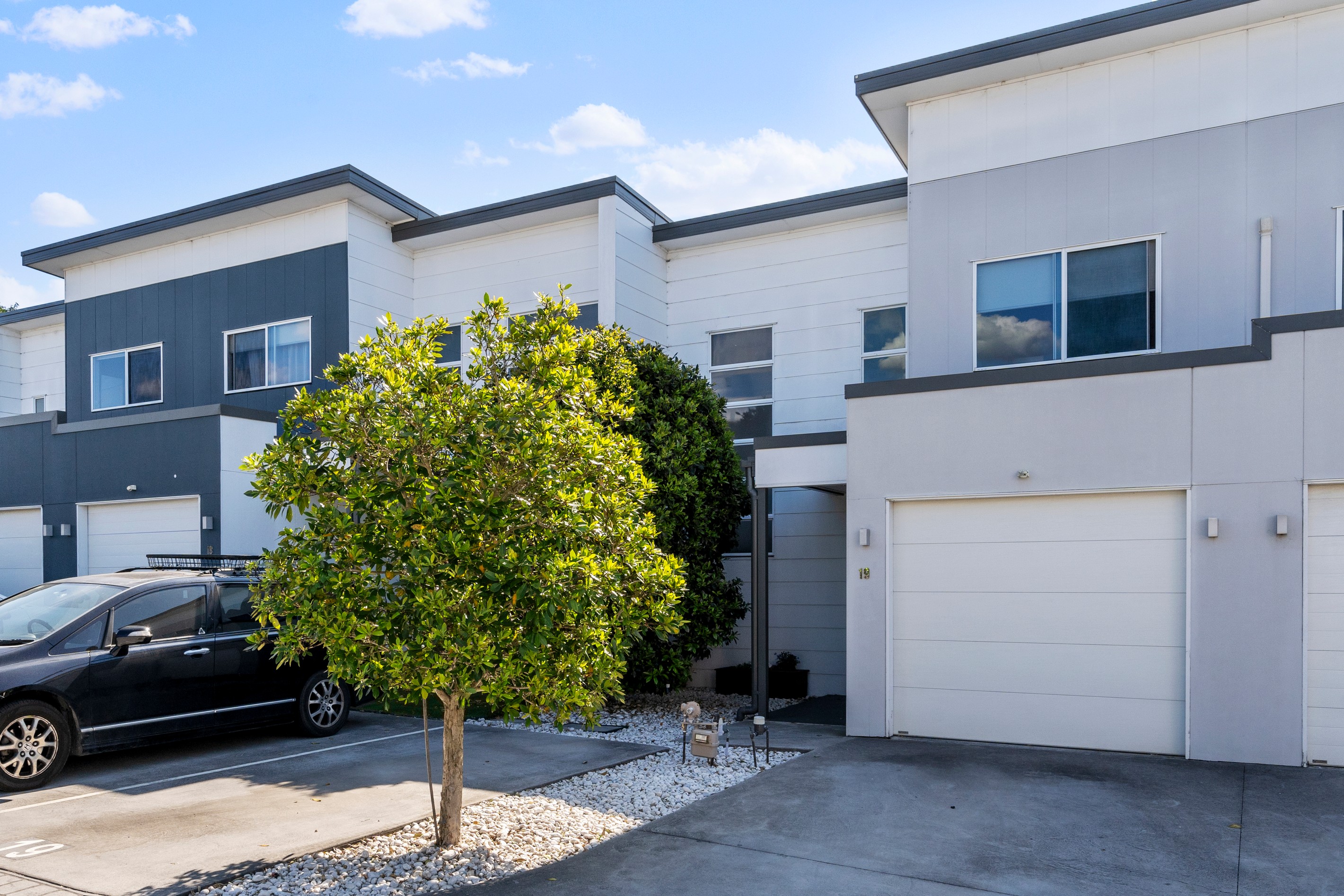 19/73 Sovereign Circuit, Glenfield, NSW 2167
