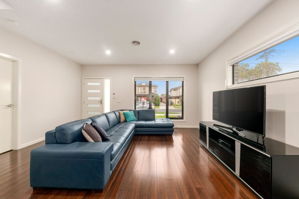 1/52 Stenhouse Avenue, Brooklyn, VIC 3012