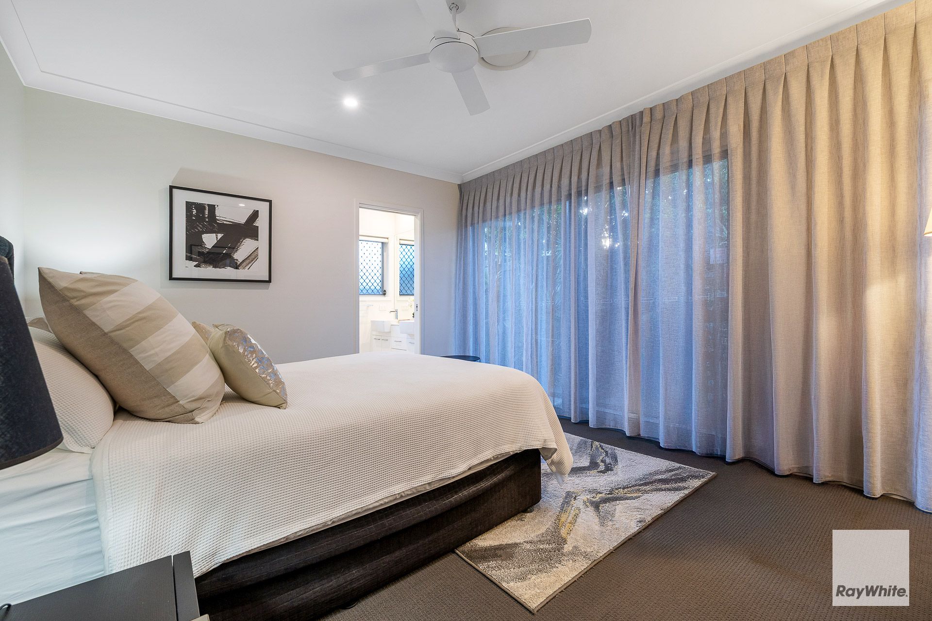29 Unwin Road North — photo 15 of 28