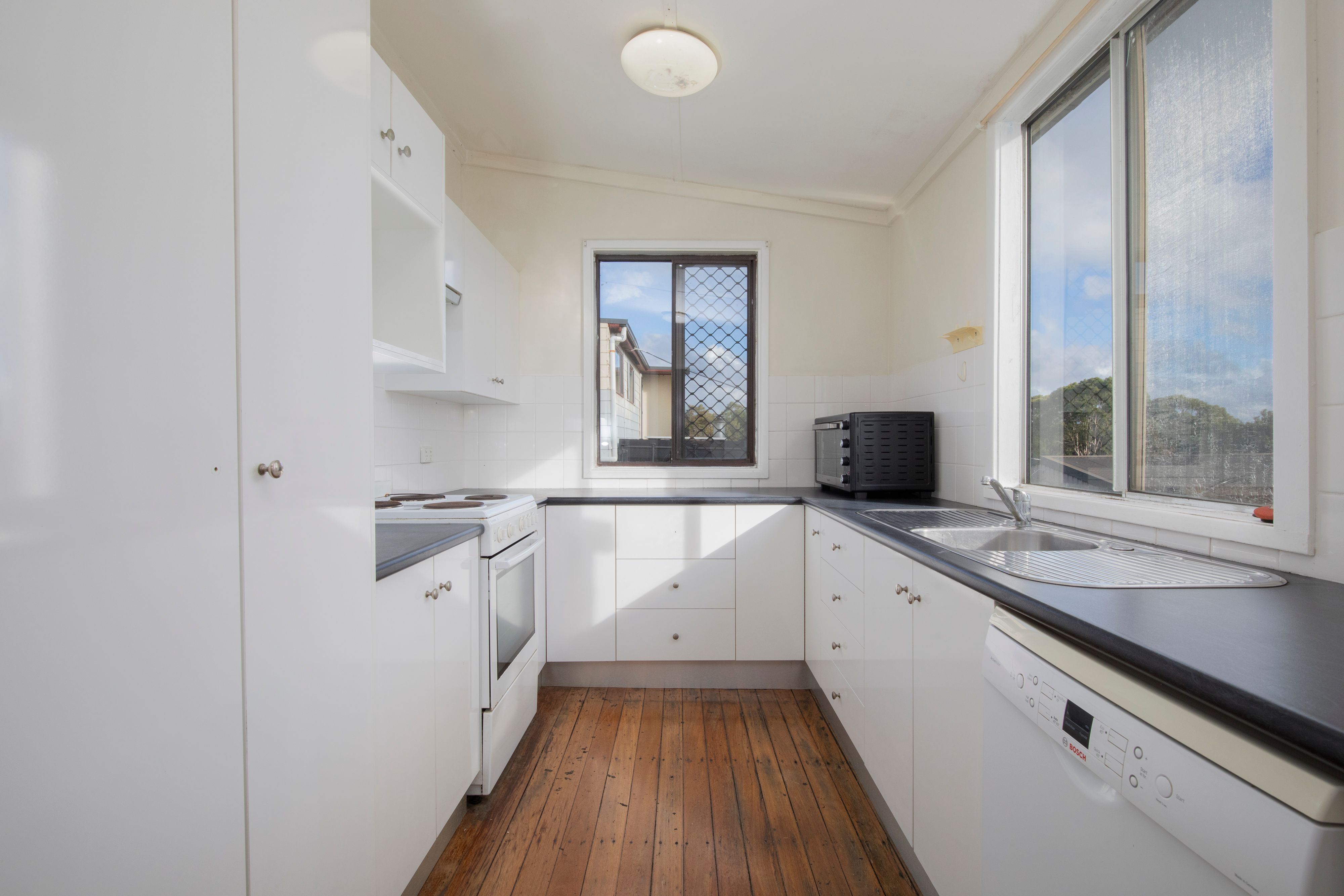 68 Pacific Highway — photo from Ray White Newcastle Lake Macquarie