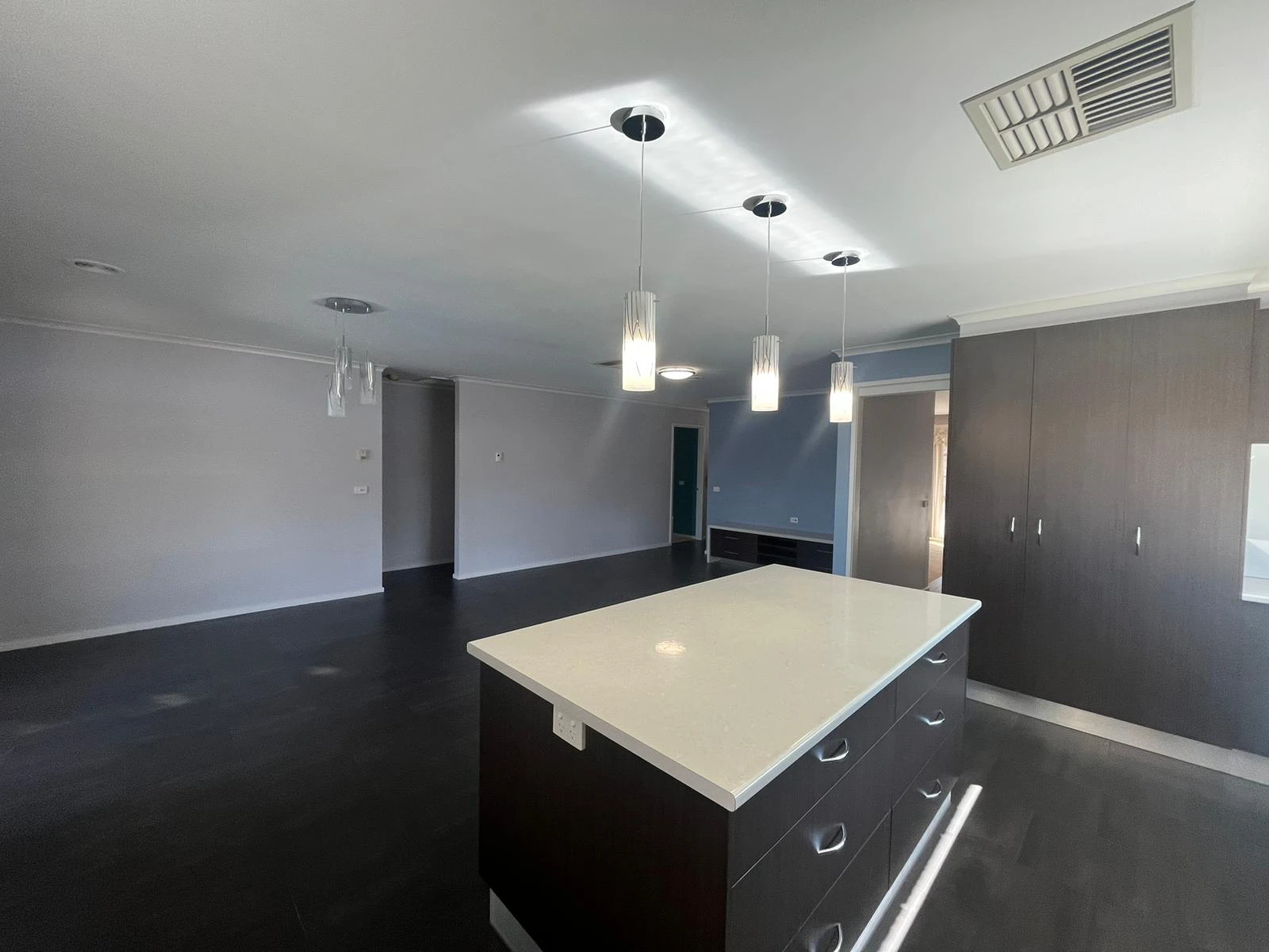 2 Sark Court, Hoppers Crossing, VIC 3029