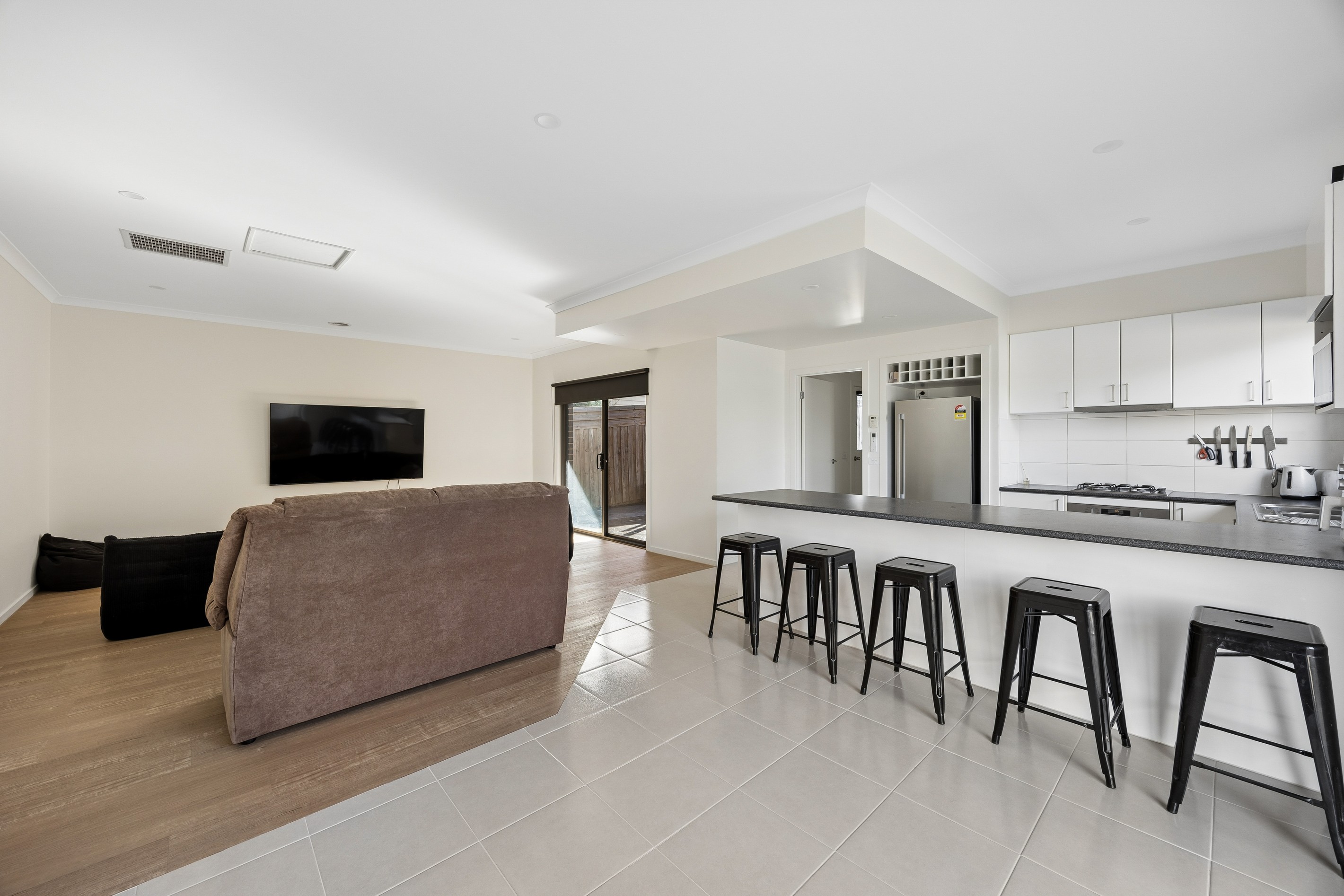 1/4 Wilkes Street, Ferntree Gully, VIC 3156