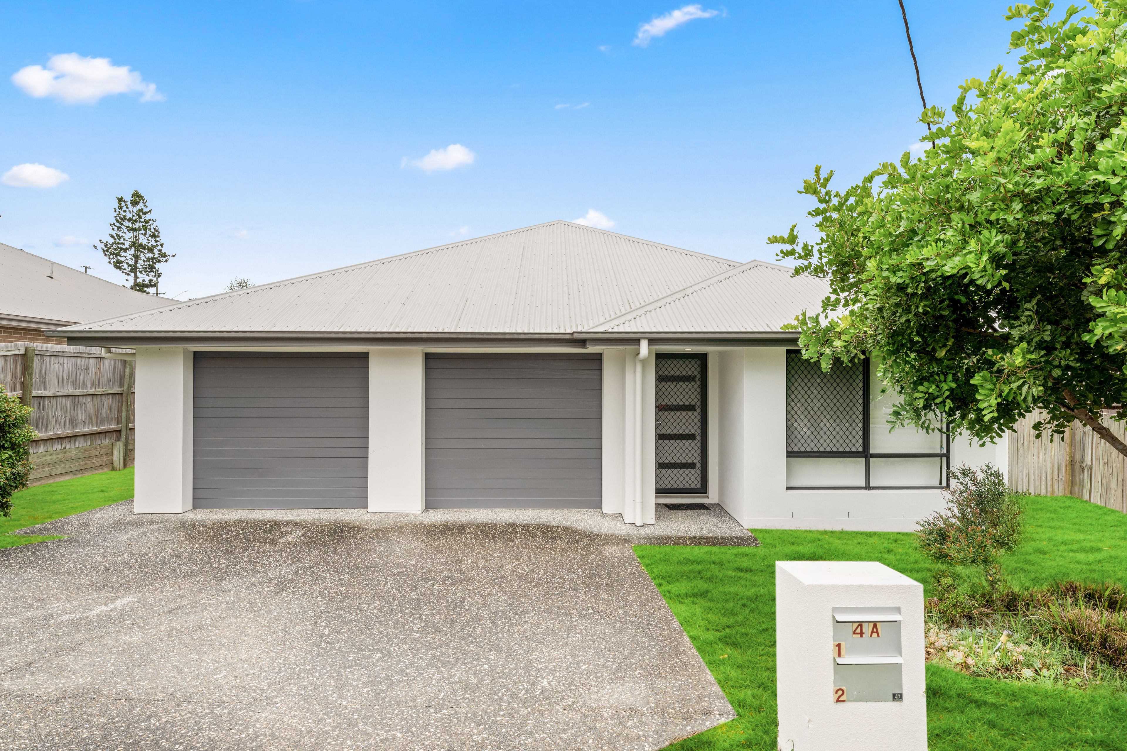 1/4a Harry Street, Bellbird Park, QLD 4300