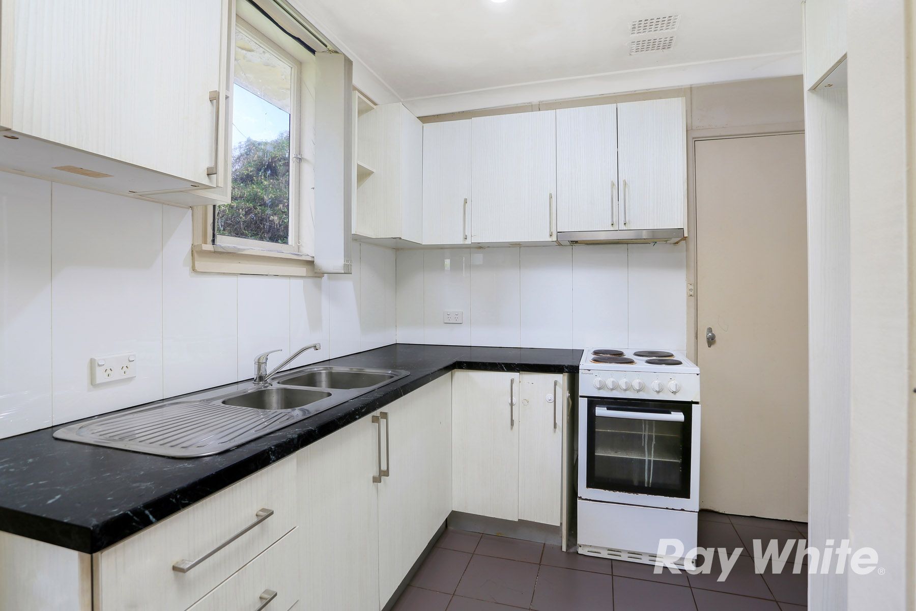 9 Hatherton Road, Tregear, NSW 2770