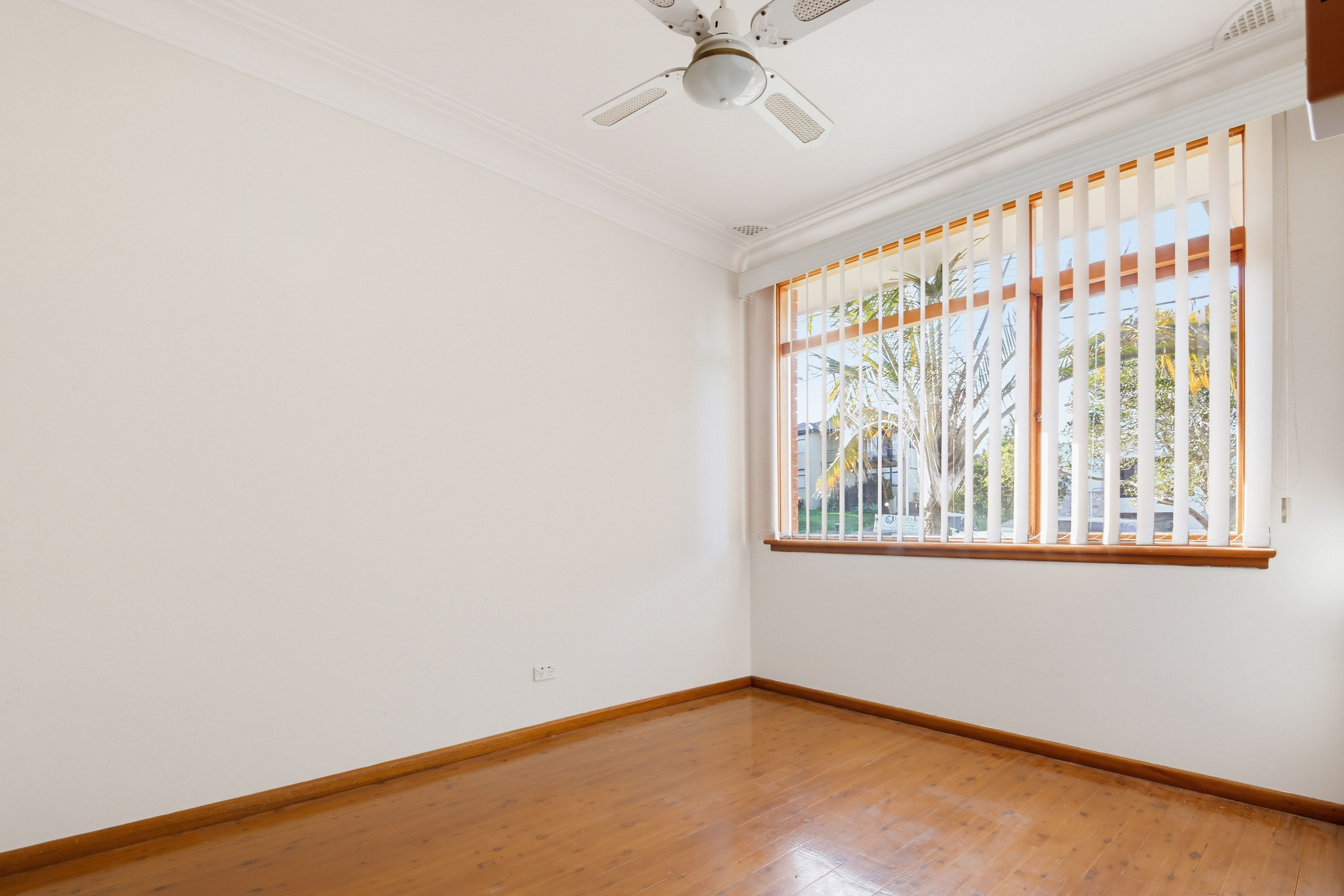 19 Buckwall Avenue — photo 9 of 13