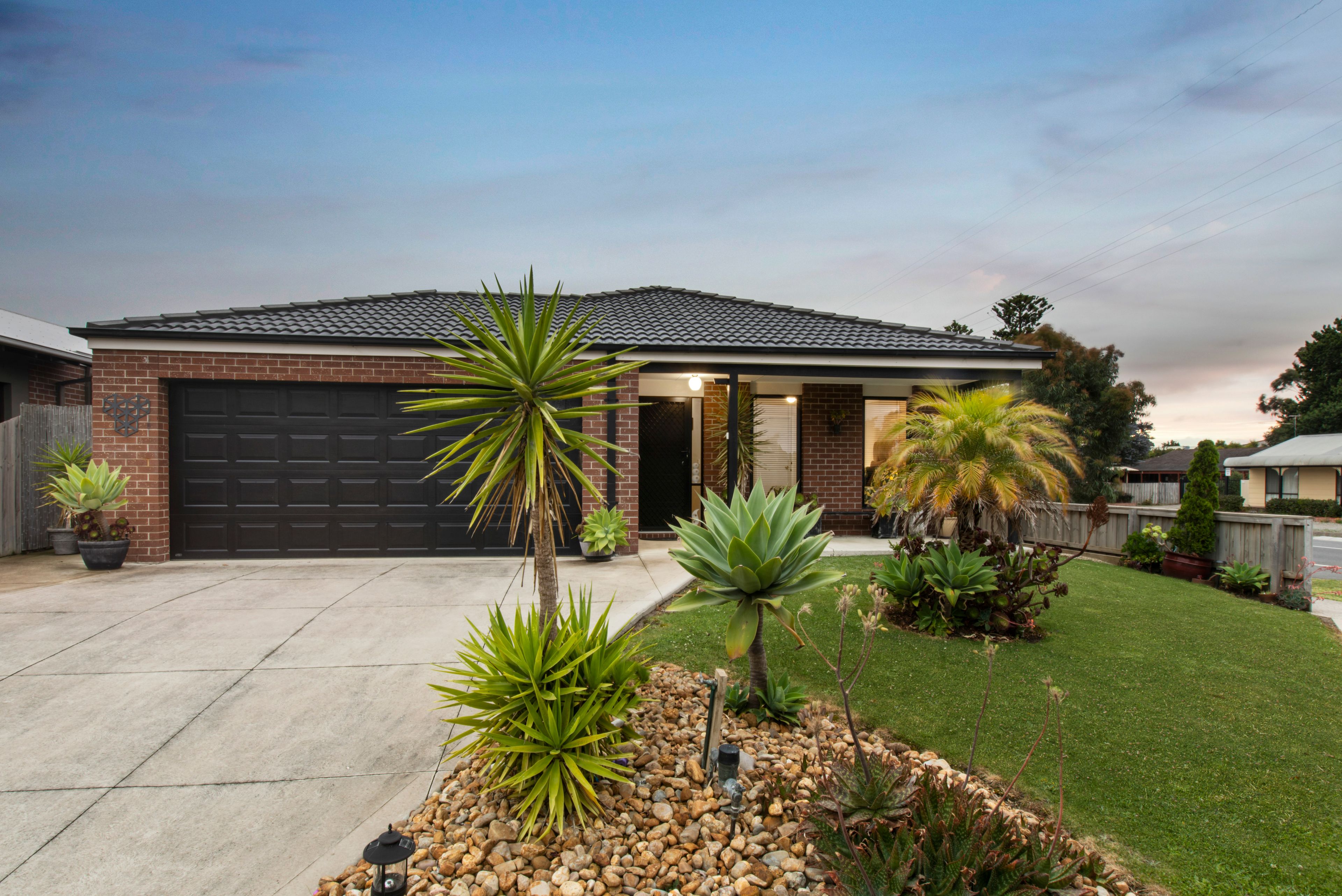 2 Lapis Street, Koo Wee Rup VIC 3981