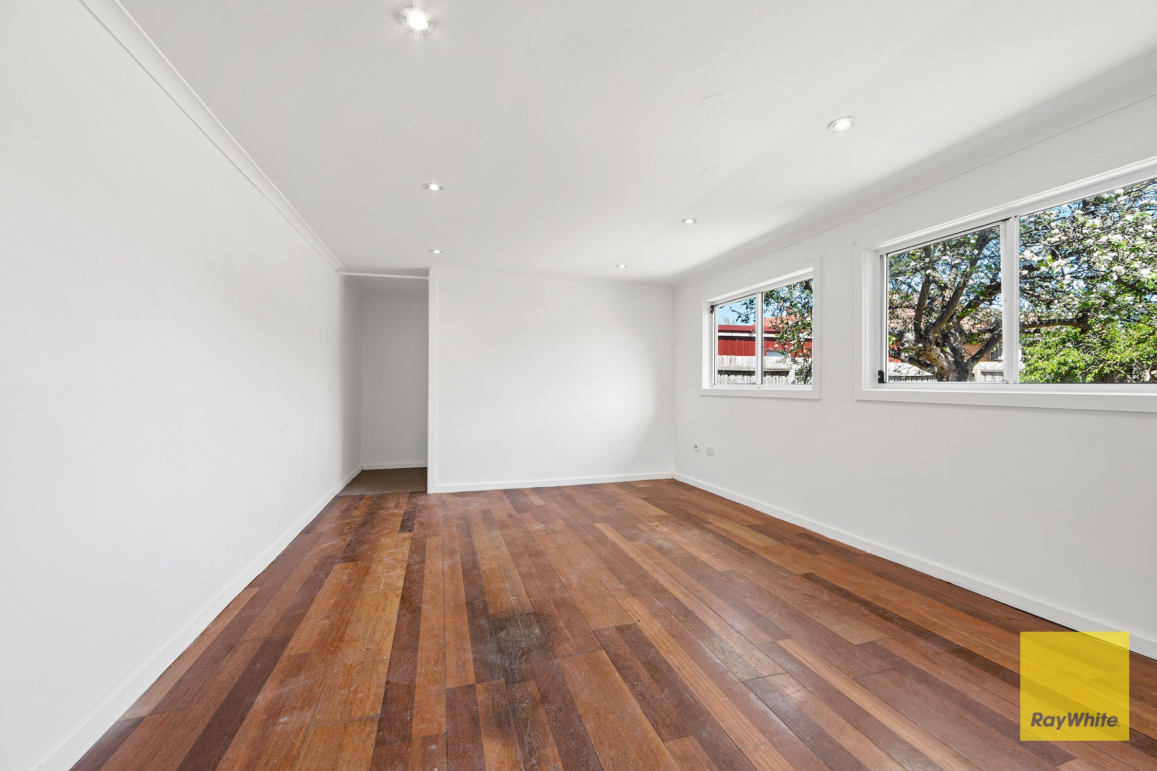 25 Harris Street — photo 12 of 18