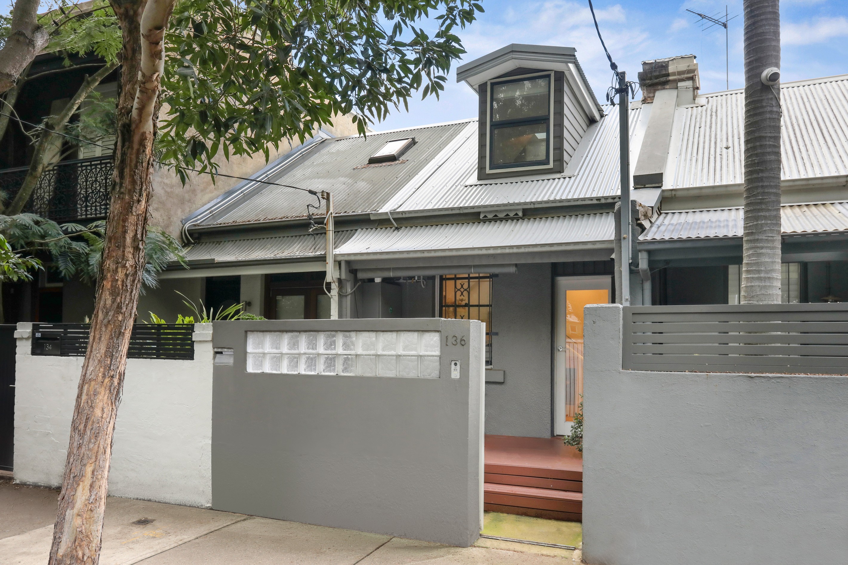 136 Henderson Road, Alexandria, NSW 2015