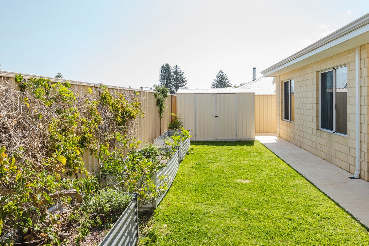 9 Ashmore Avenue — photo 24 of 28