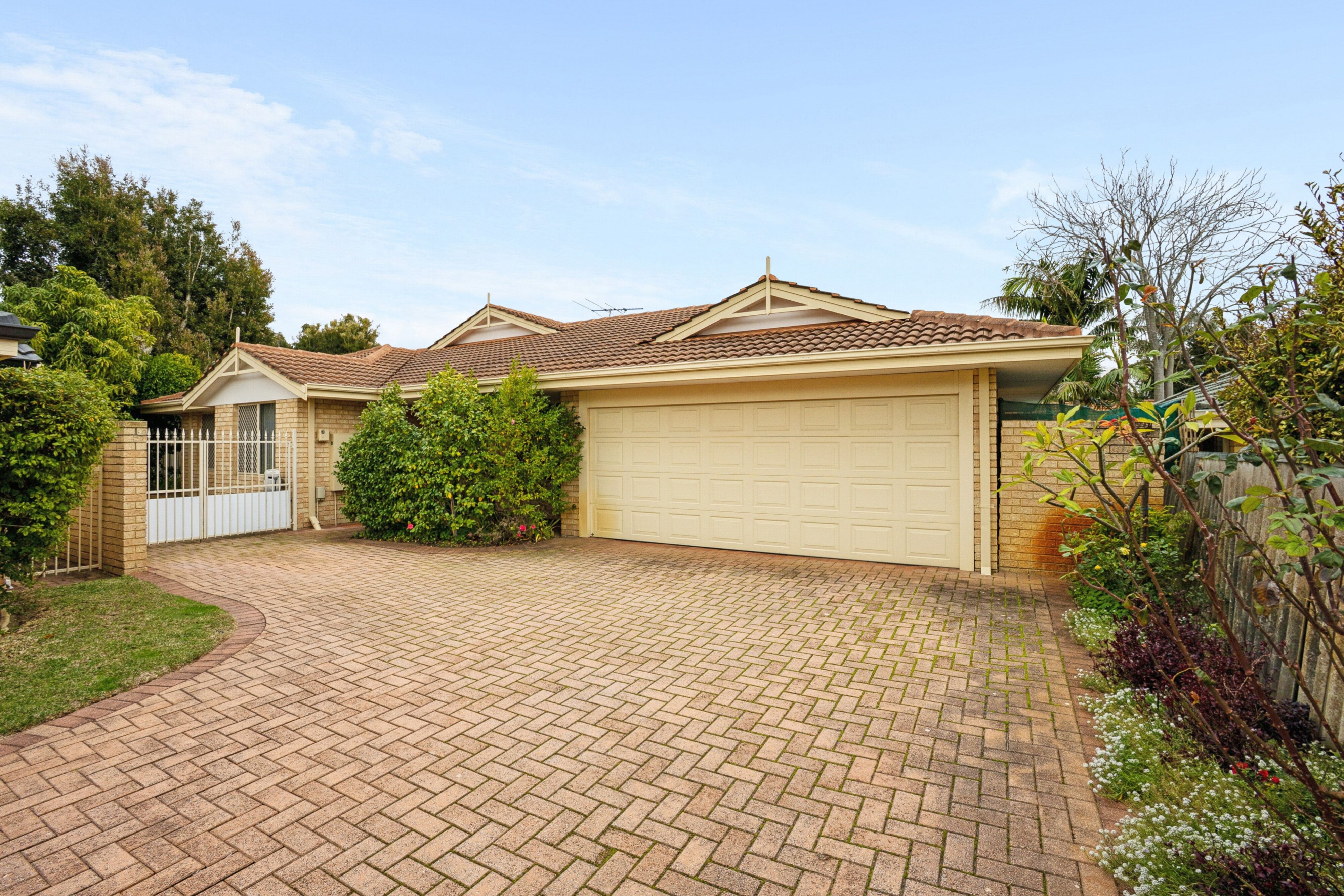 2/70 Hope Avenue, Manning, WA 6152