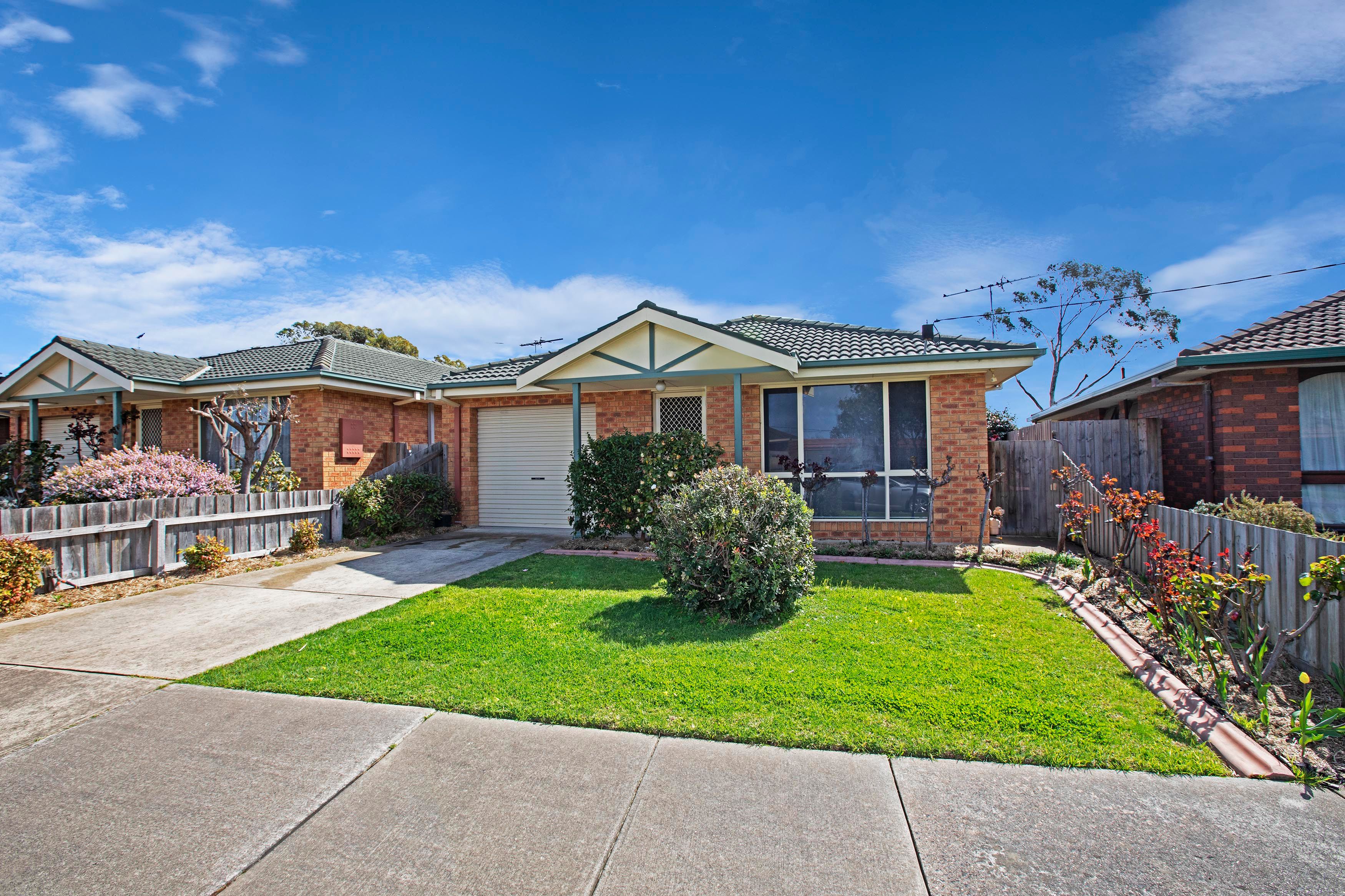 8 Finchfield Lane, Belmont VIC 3216