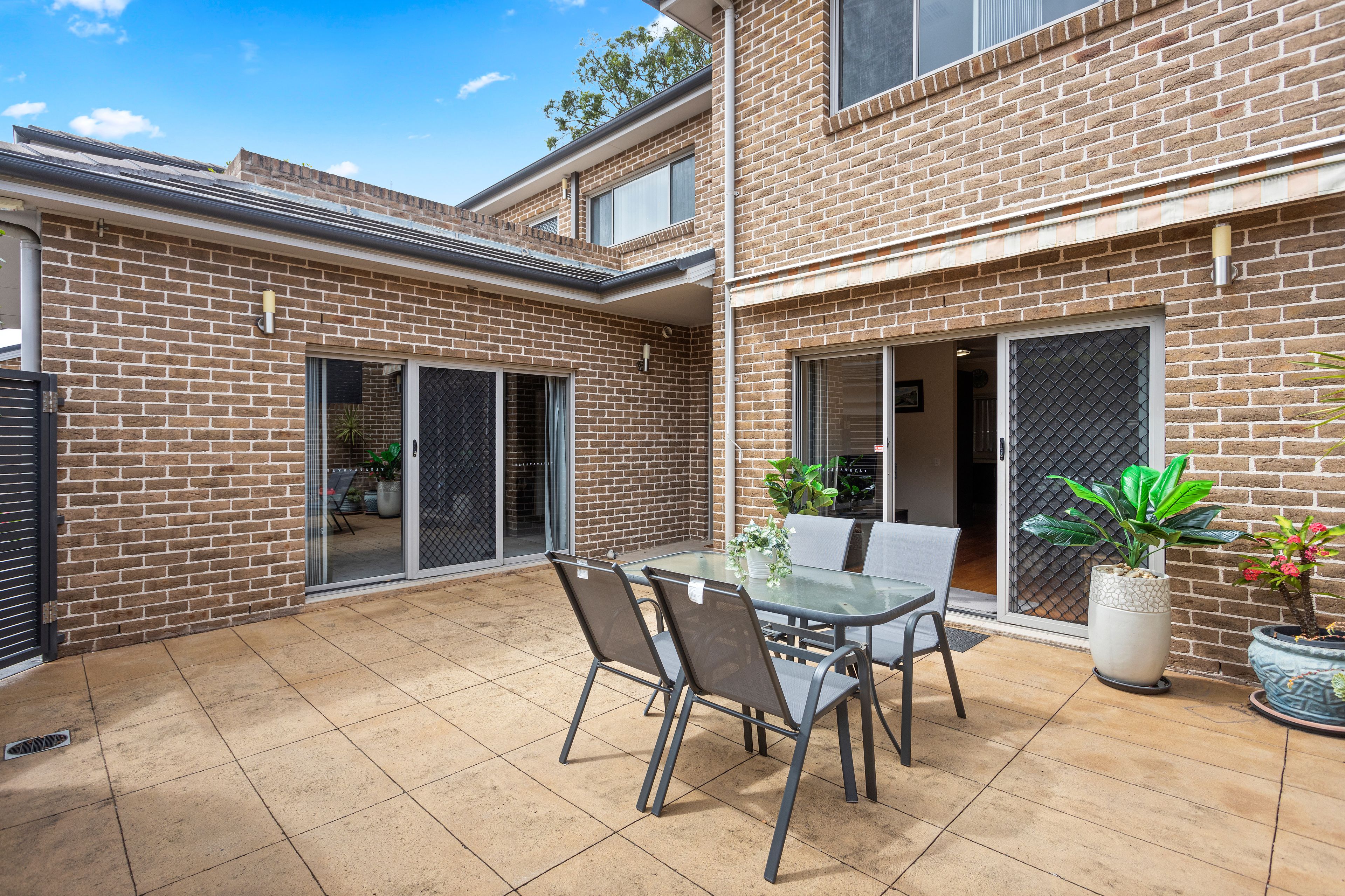 986-988 Forest Road, Lugarno NSW 2210