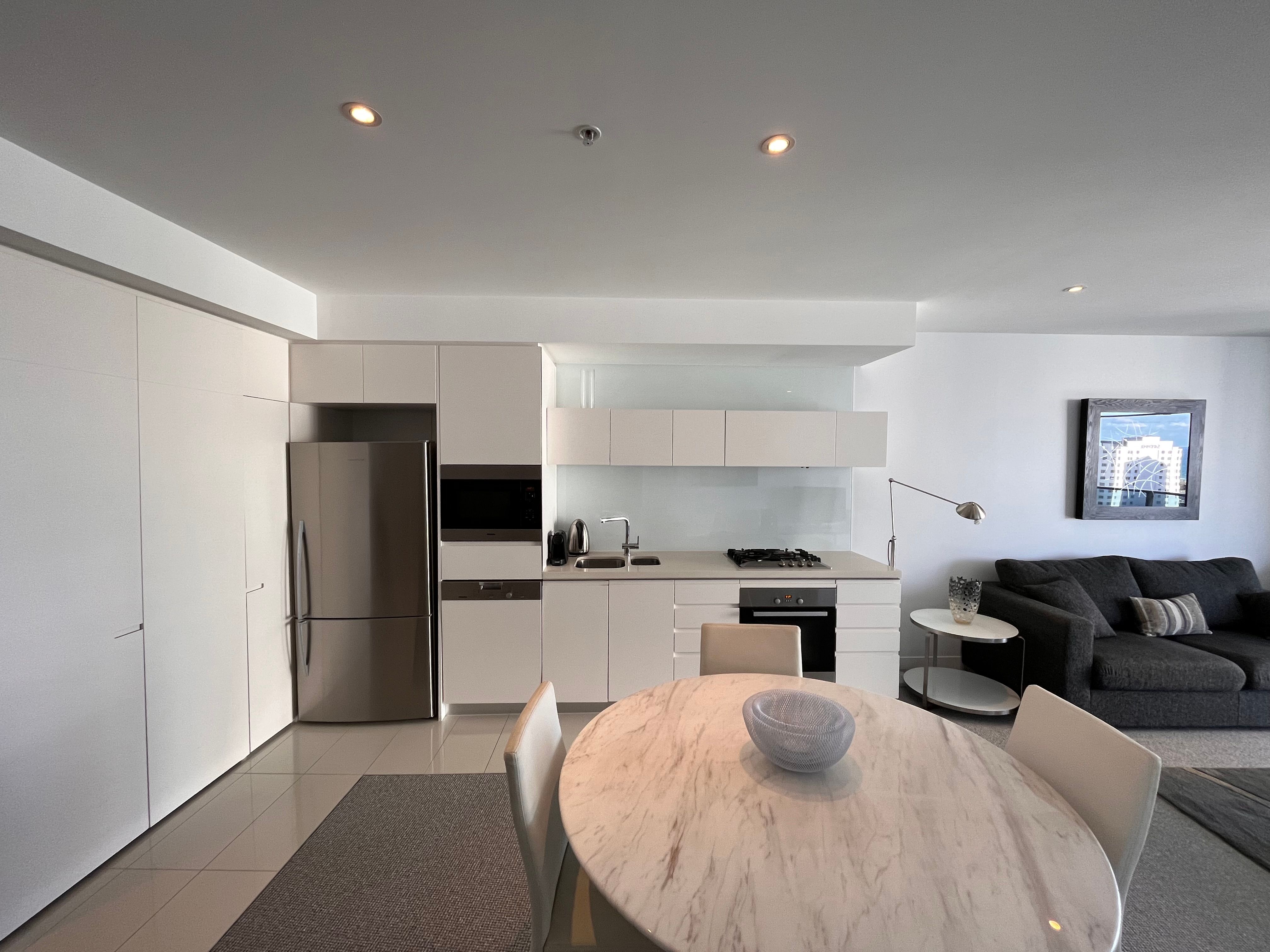 21103/21 Elizabeth Avenue, Broadbeach, QLD 4218