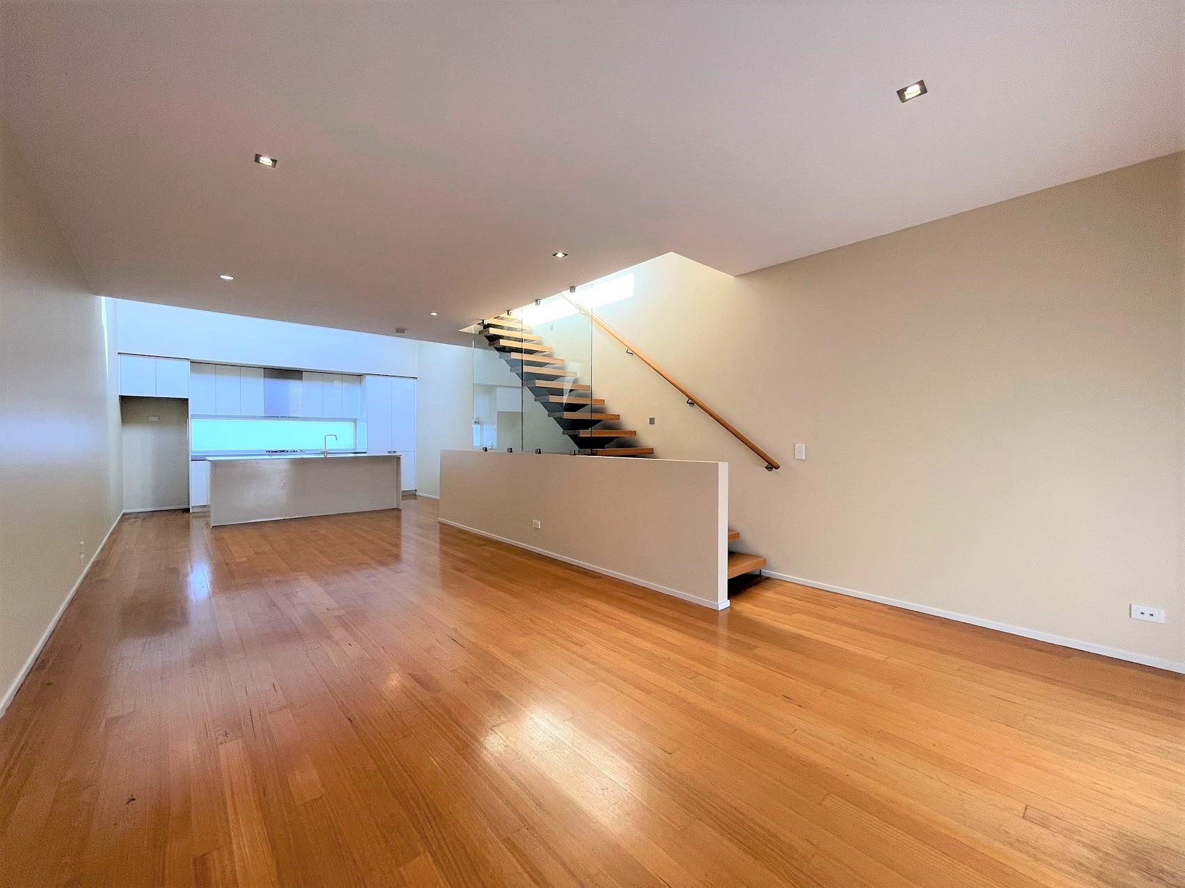18 Courtney Place, North Melbourne, VIC 3051