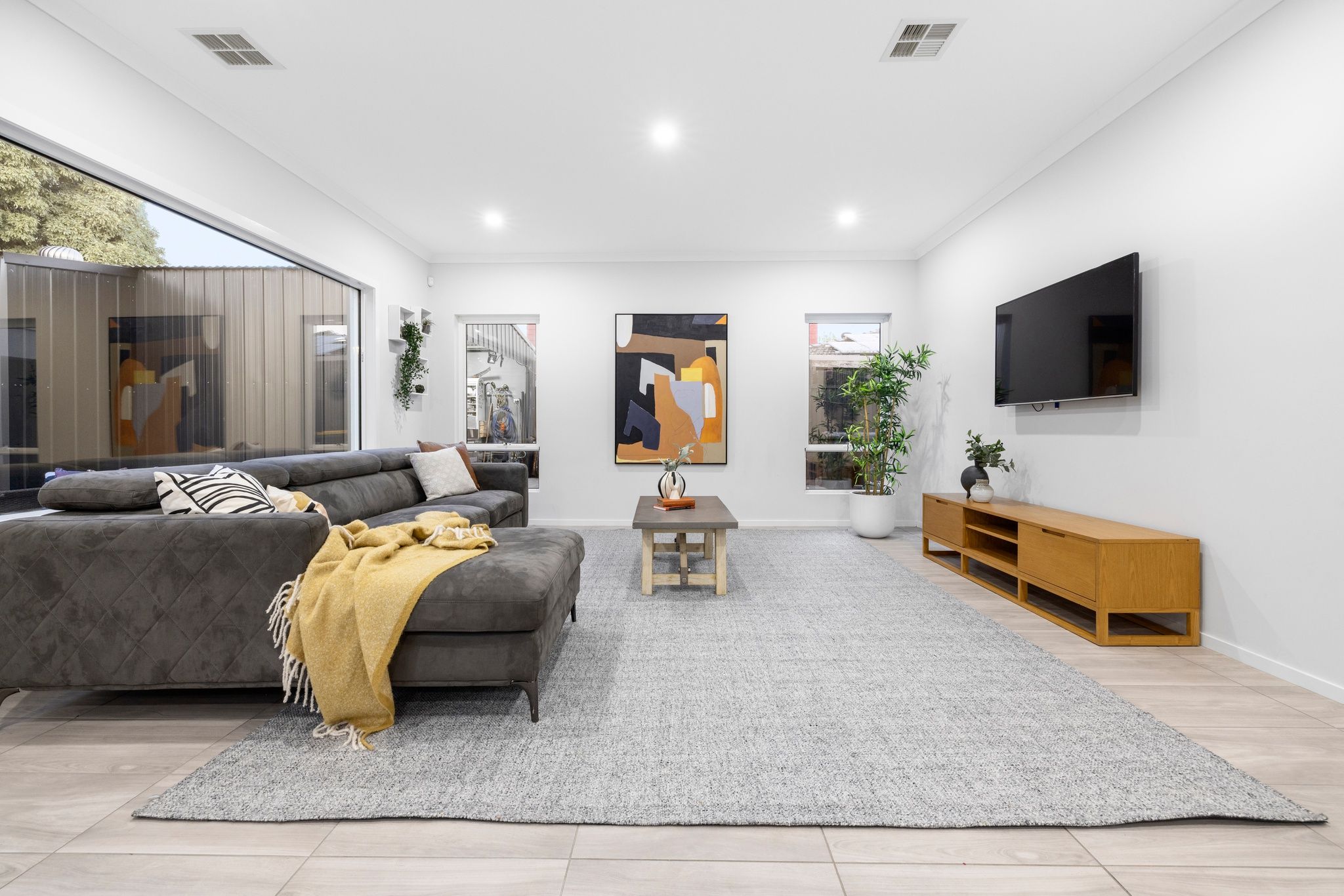35 Hansworth Street — photo 4 of 26