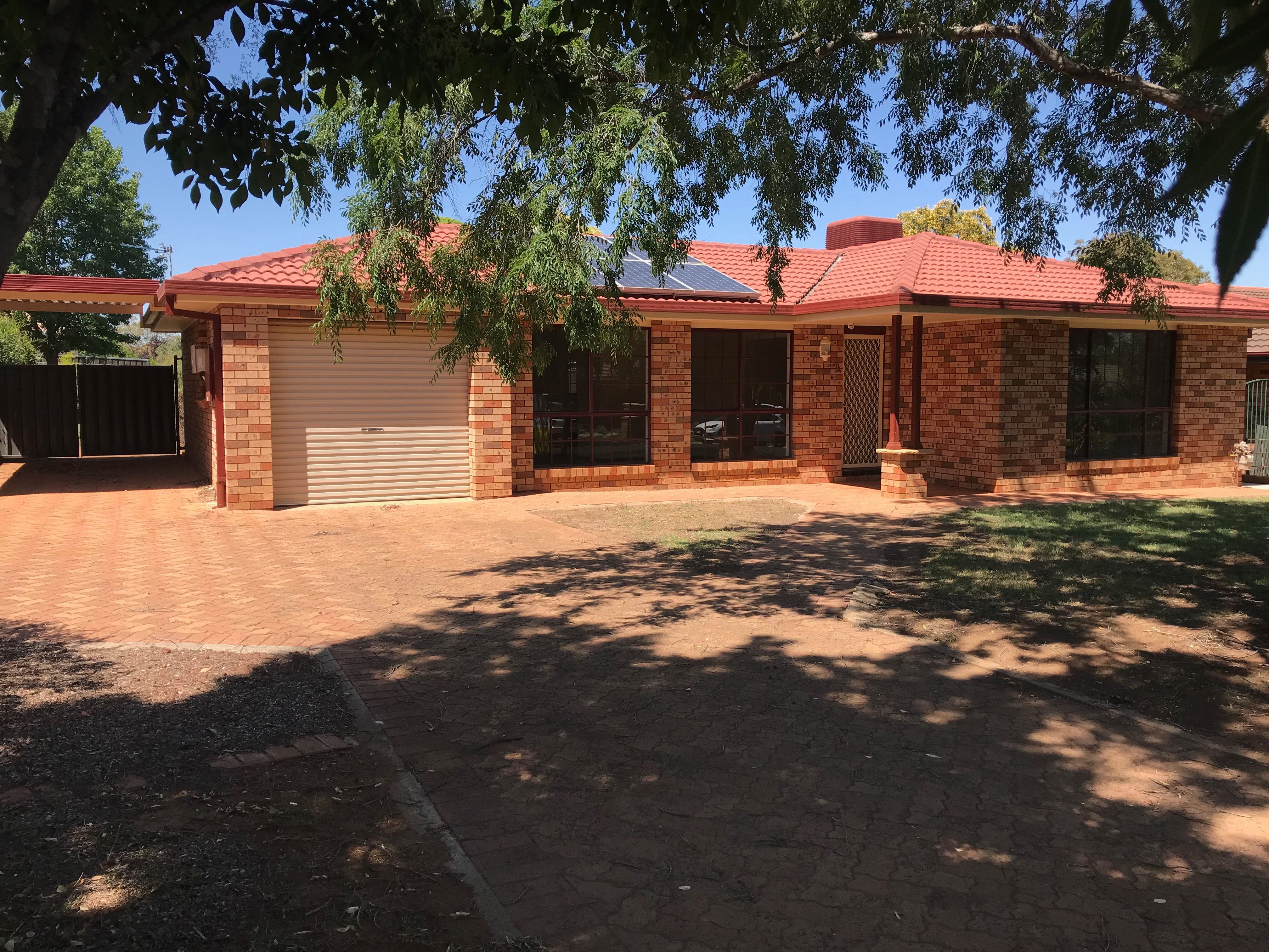 12 Jacqueline Drive
