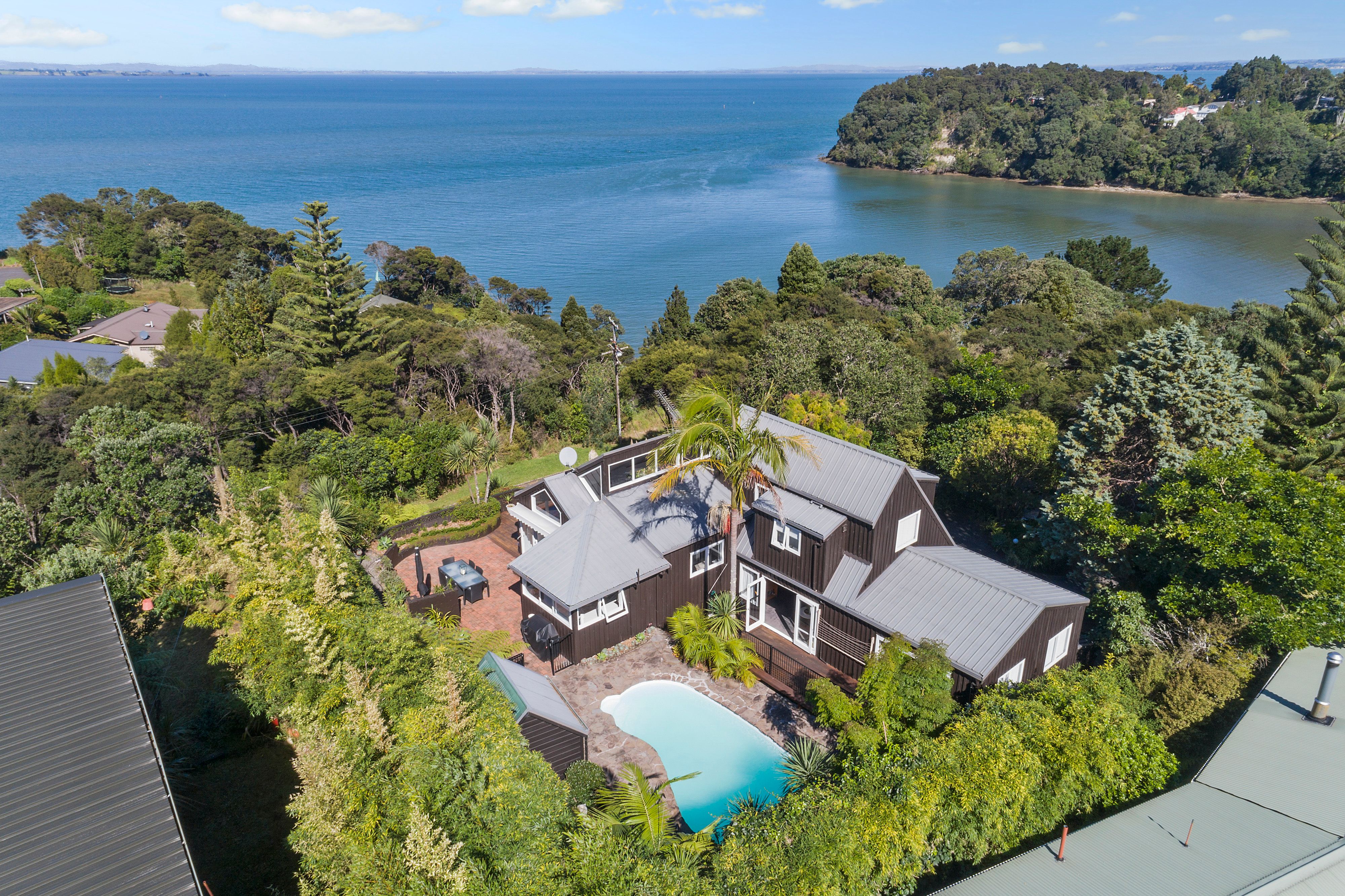106 Wood Bay Road, Titirangi, Waitakere City