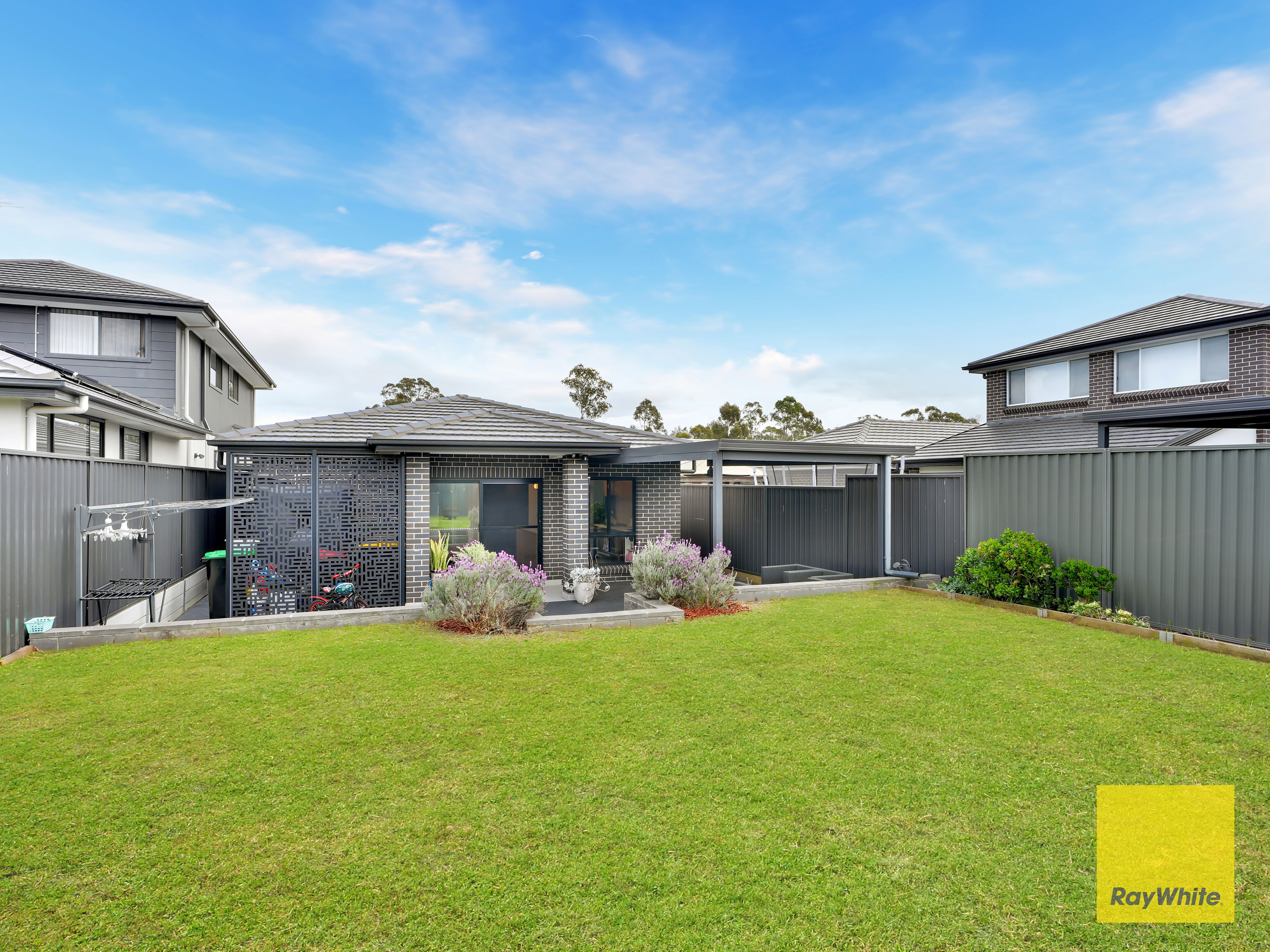 4 Trust Road — photo 10 of 13