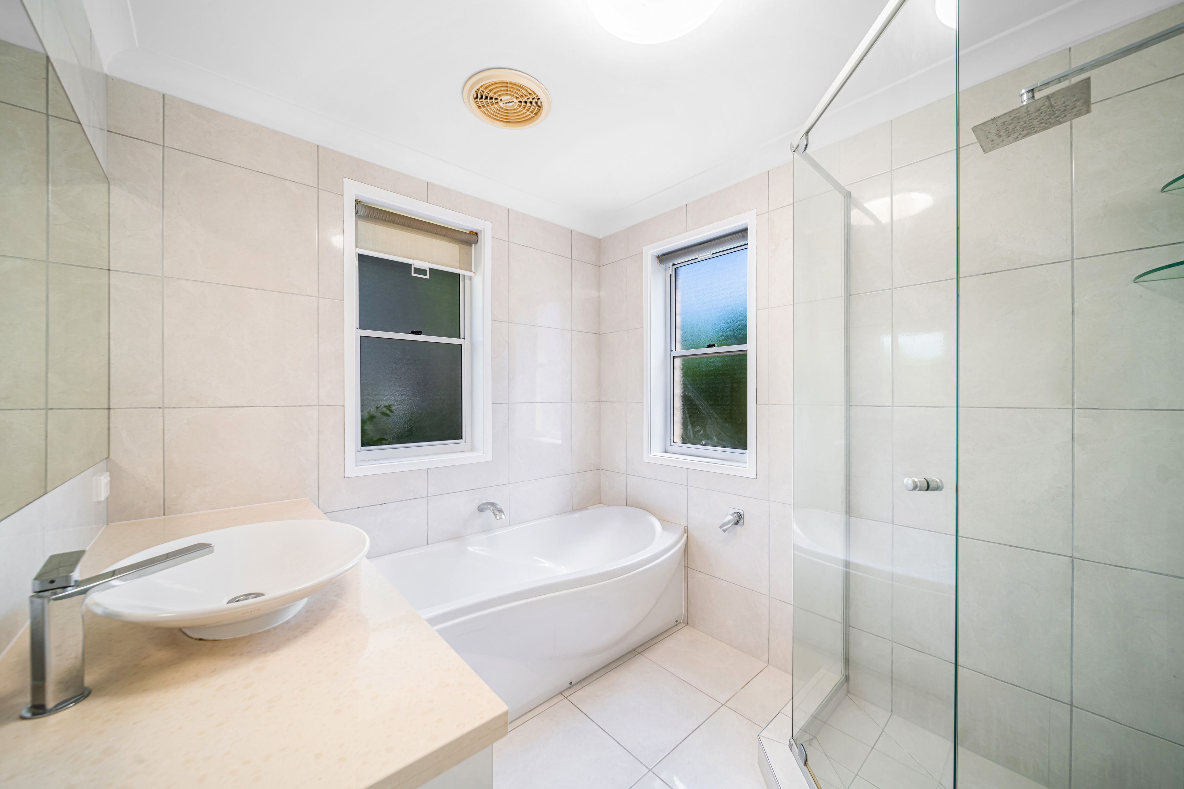 32 Pacific Boulevard — photo 6 of 10