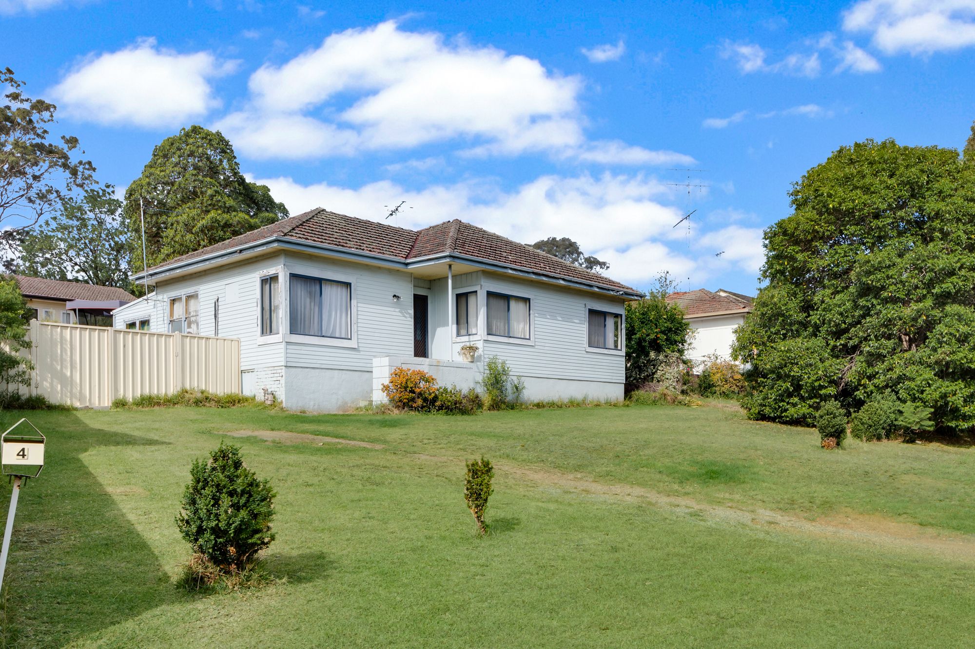 CAMPBELLTOWN, NSW 2560