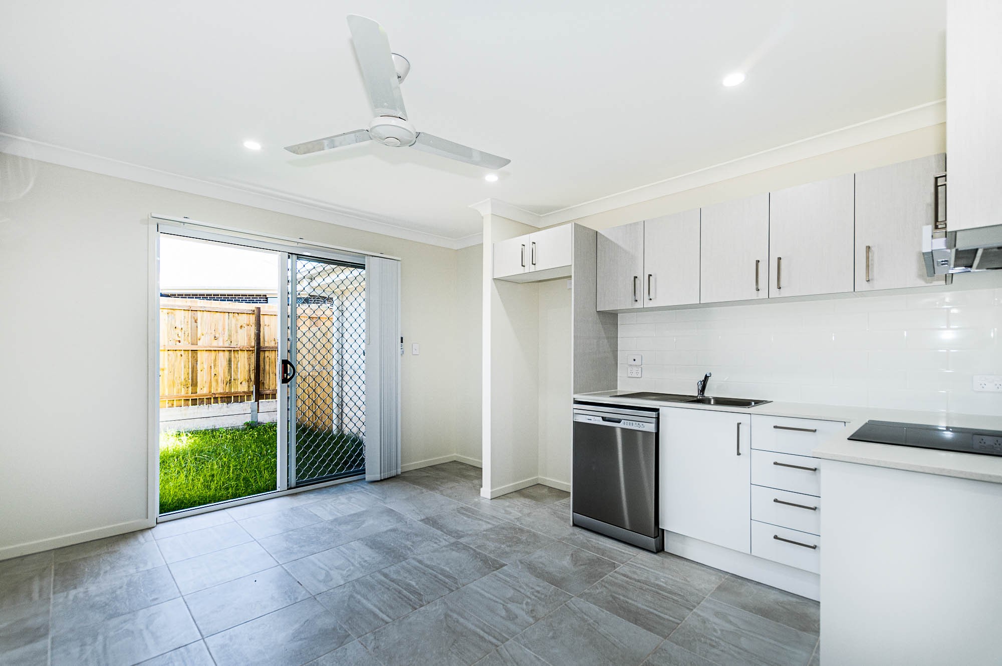 2/102 Regatta Circuit, Burpengary, QLD 4505
