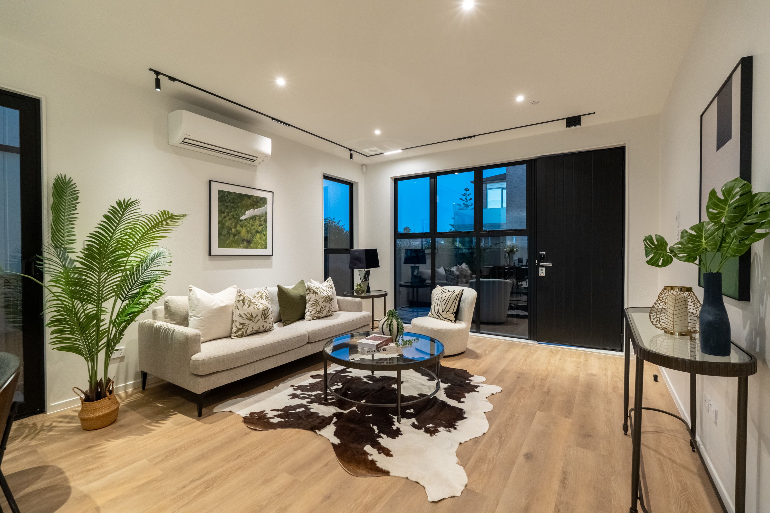 240 Hill Road, The Gardens, Manukau City