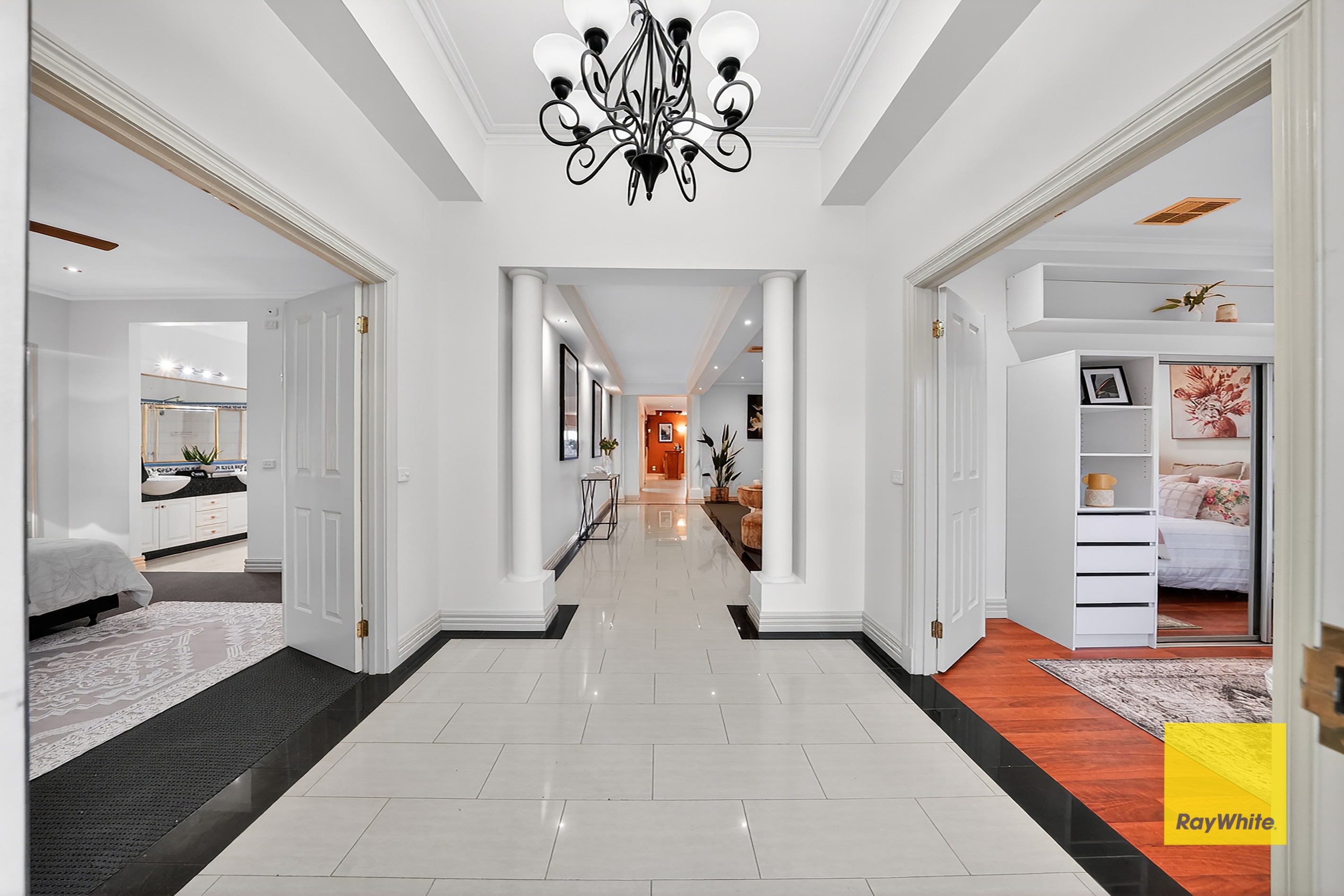 8 Rising Court, Hillside, VIC 3037