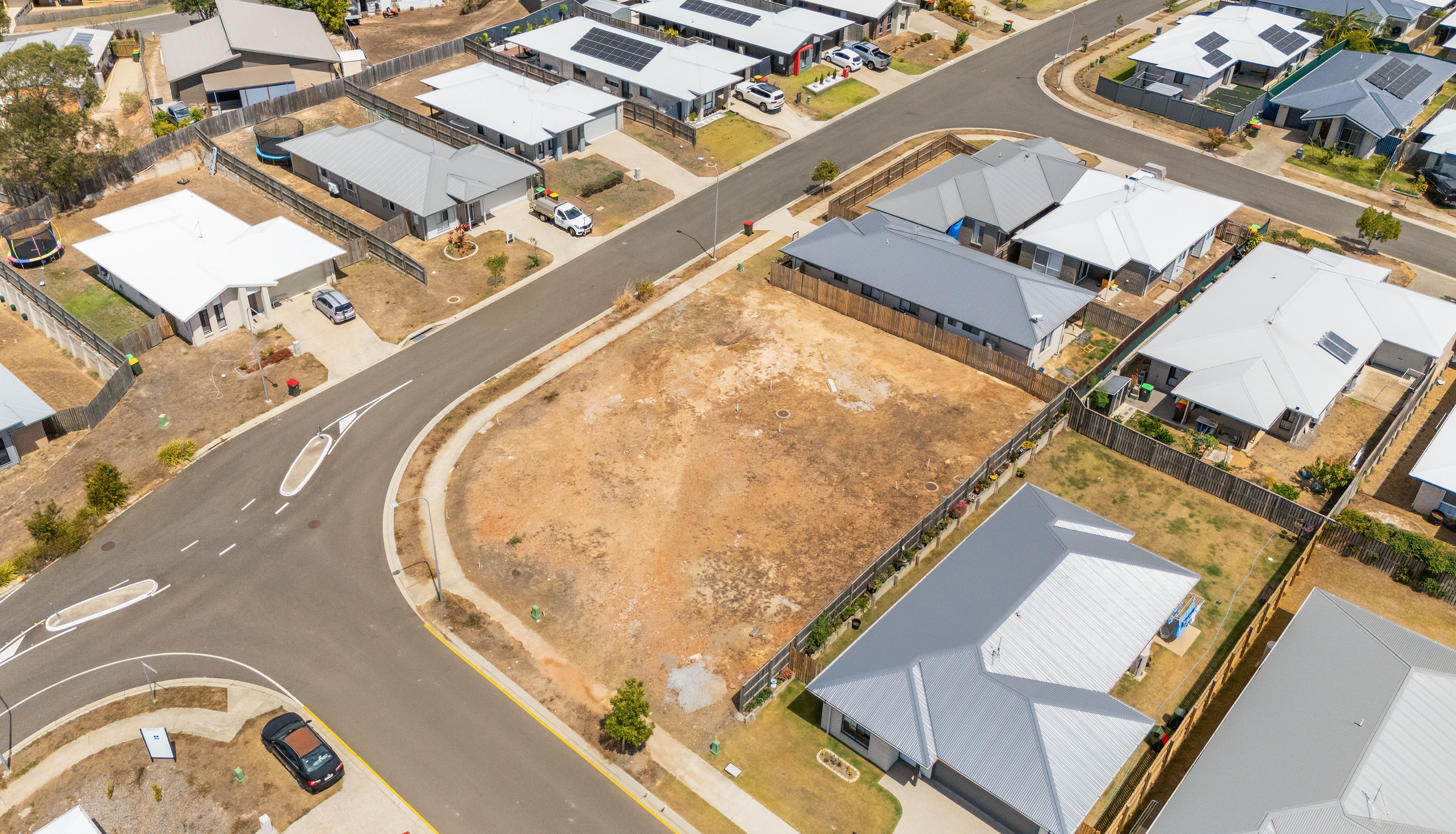 12, 14 & 14A Scampi Drive — photo 3 of 11
