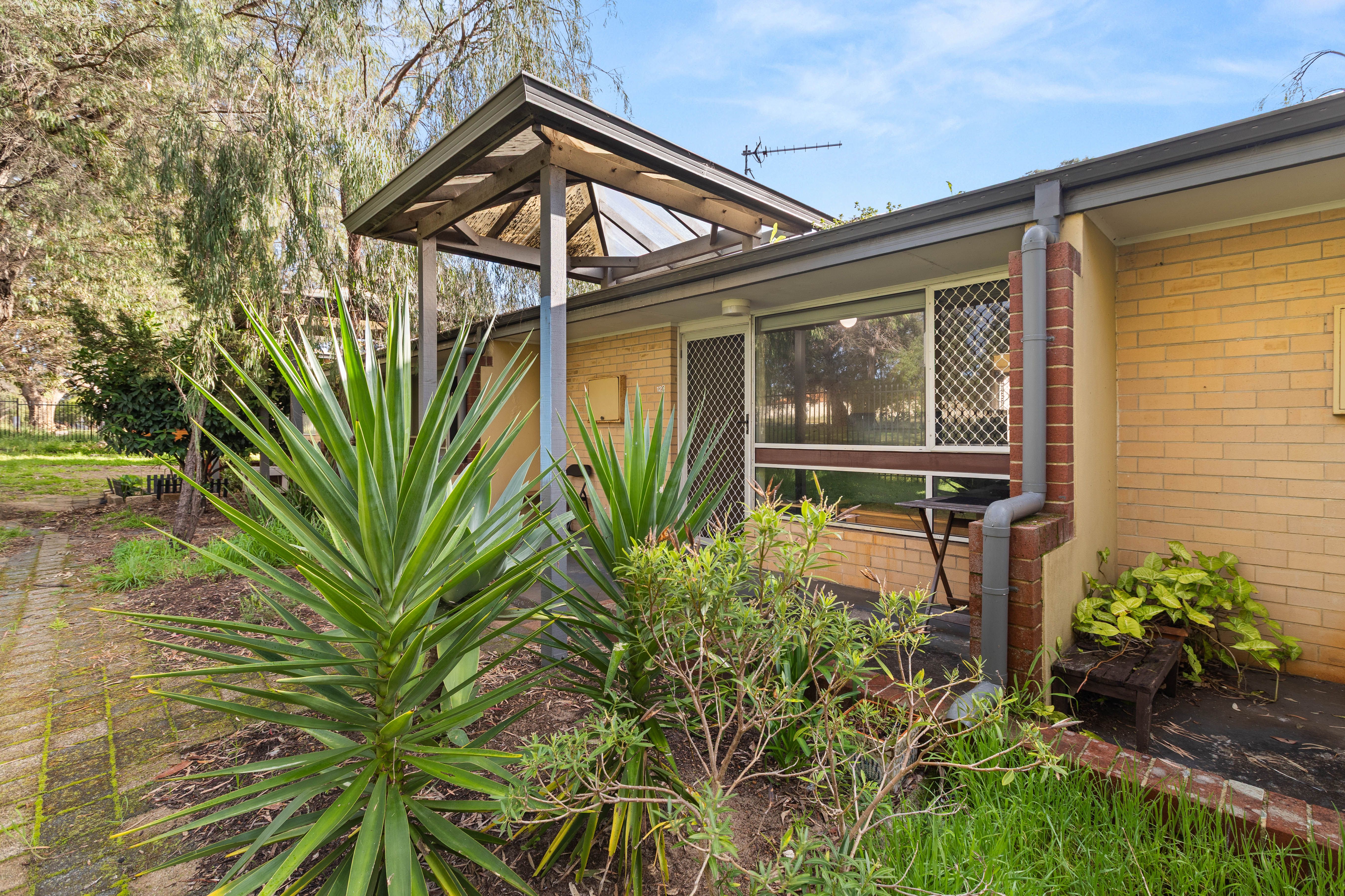 12C Stallard Place — photo 3 of 17