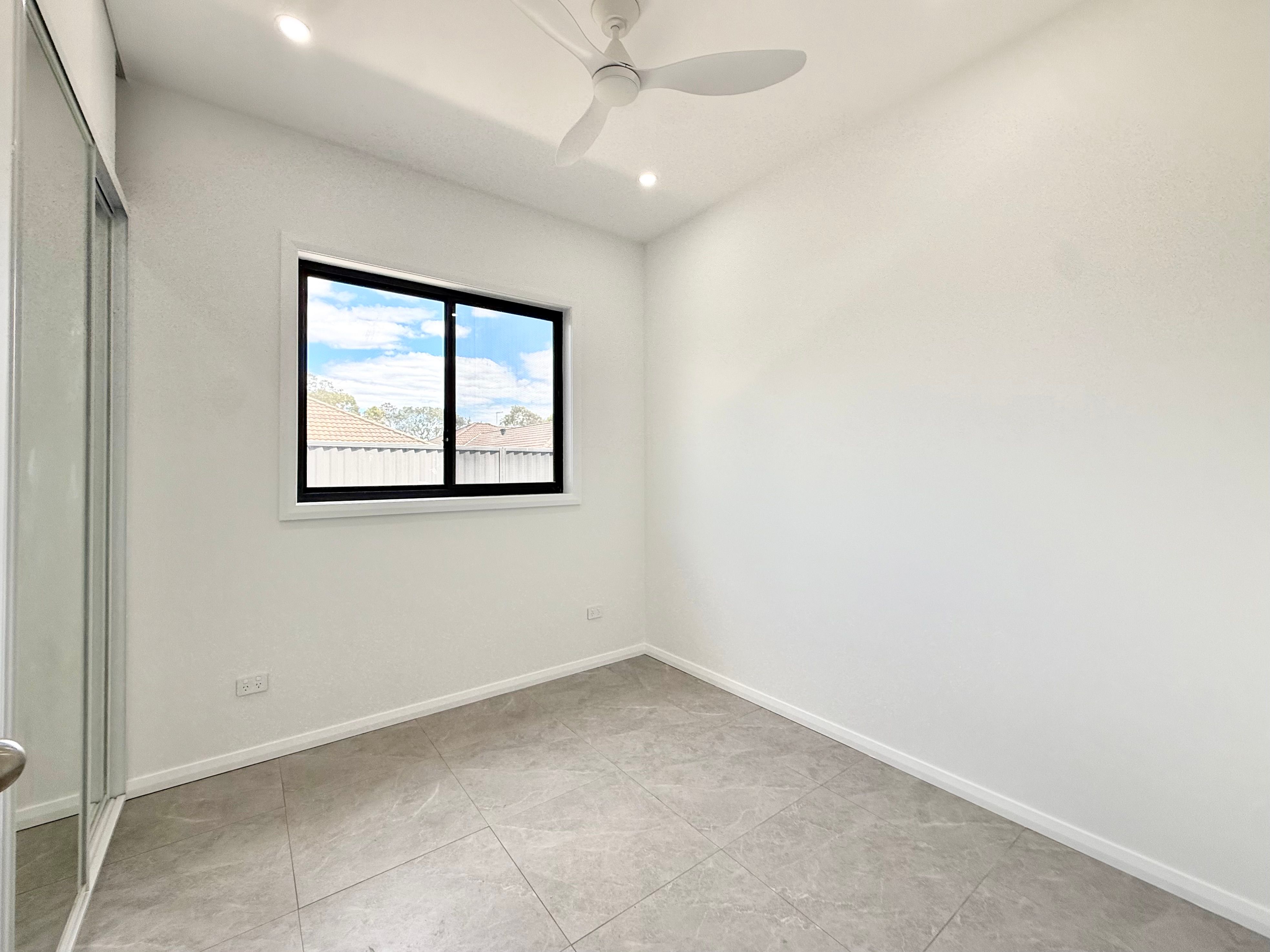 78a Carrisbrook Avenue — photo 3 of 8