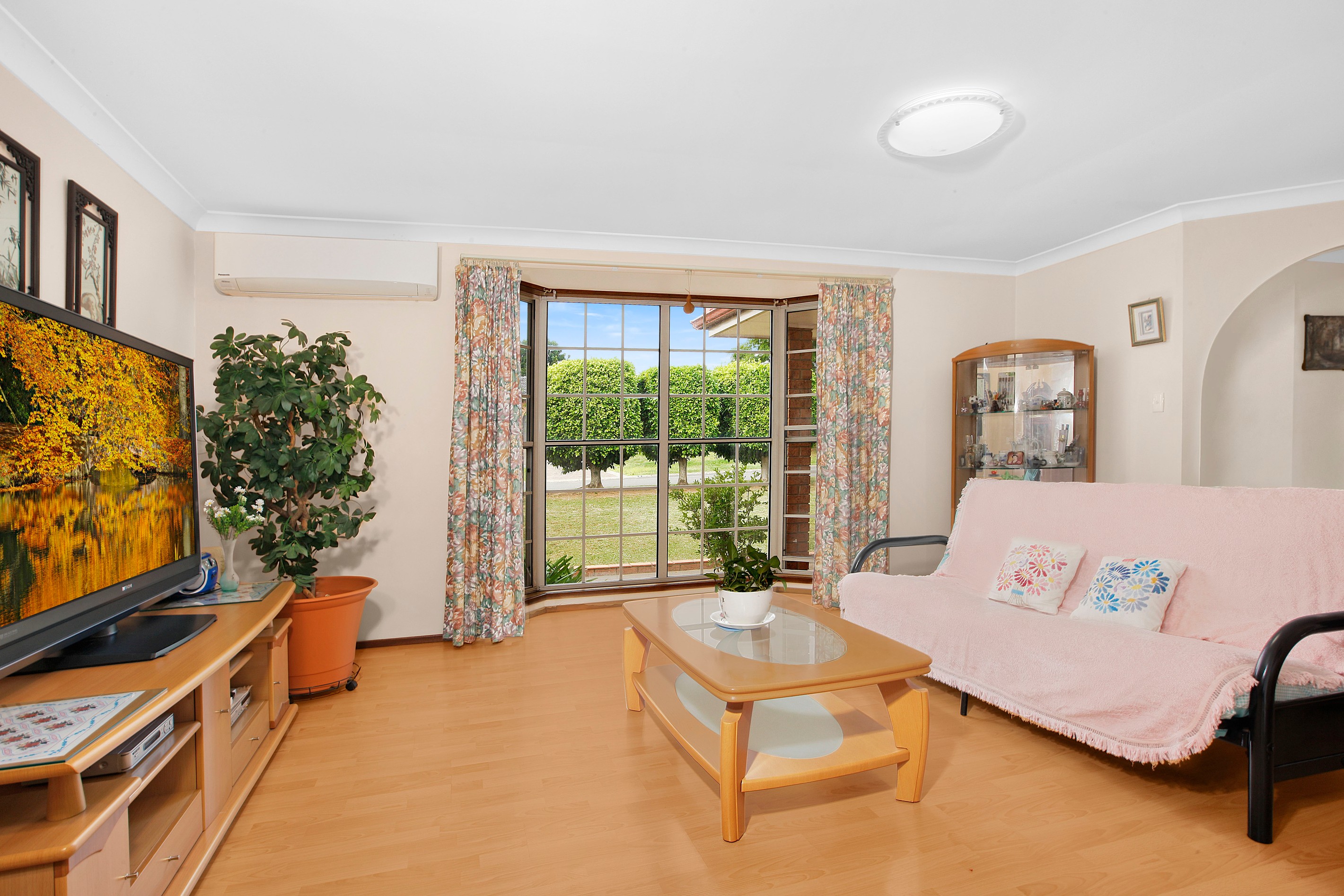 16 Tulloch Place, Edensor Park, NSW 2176