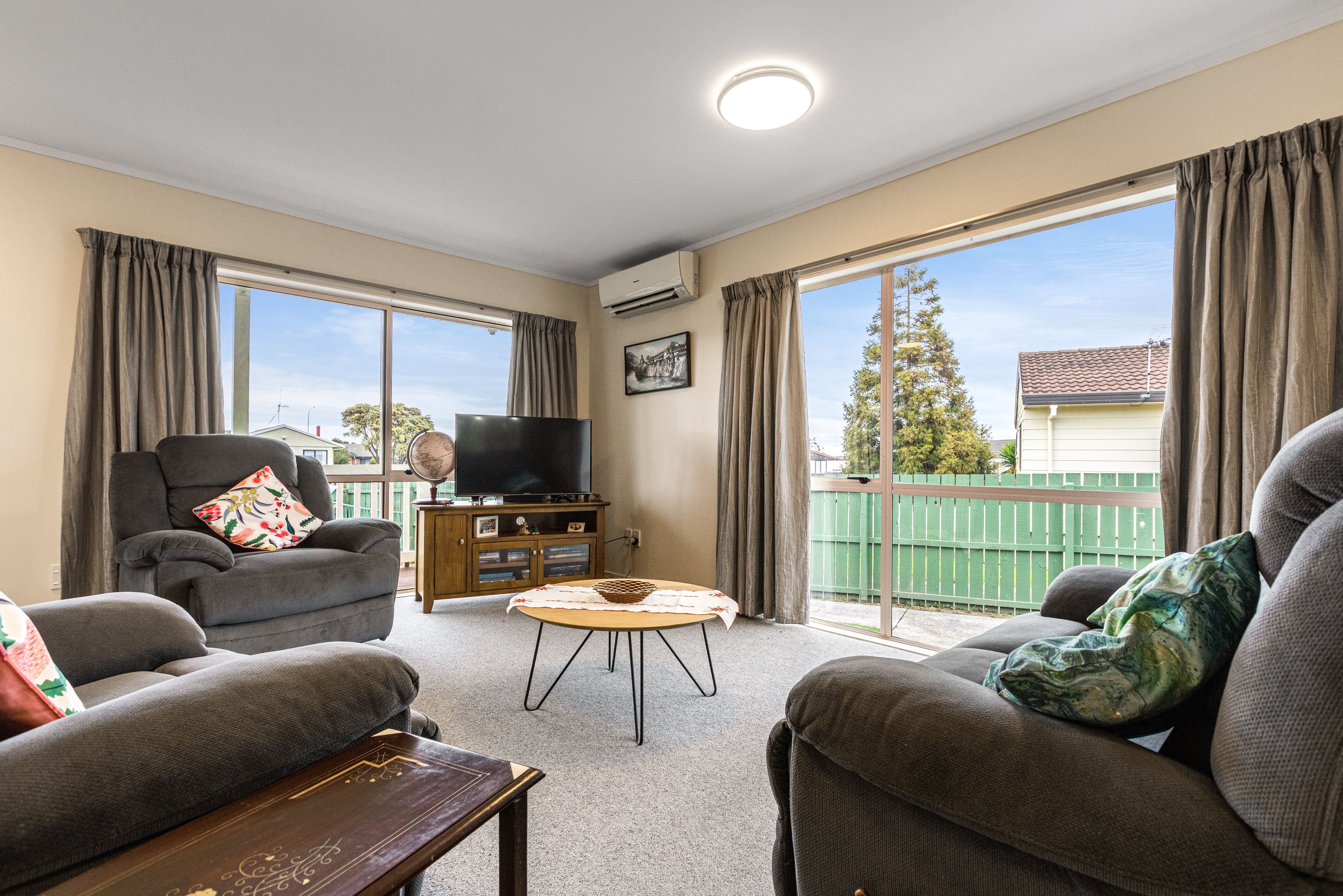 25 Bernina Place, Weymouth, Manukau City