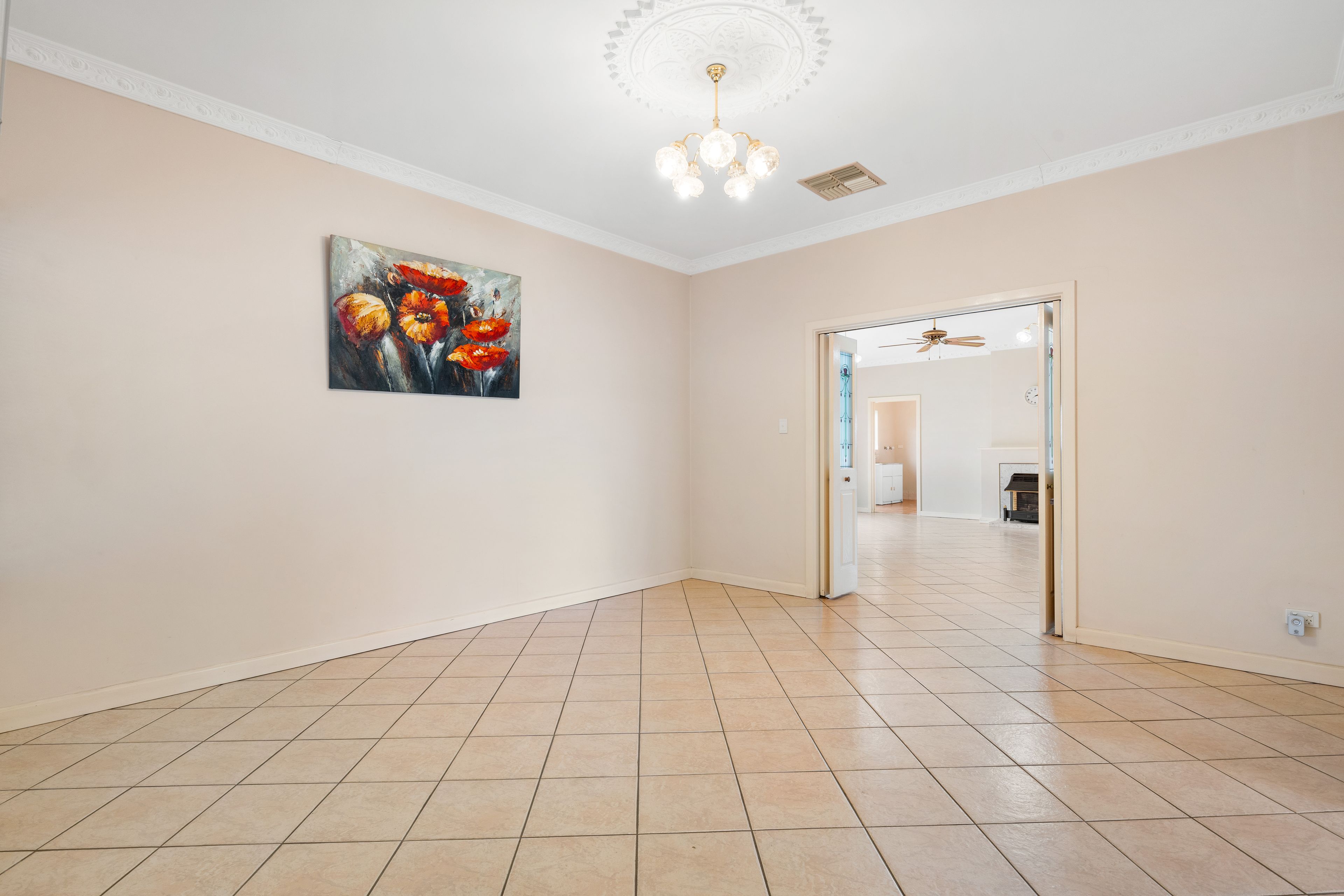 21 Mancheff Street — photo 6 of 15