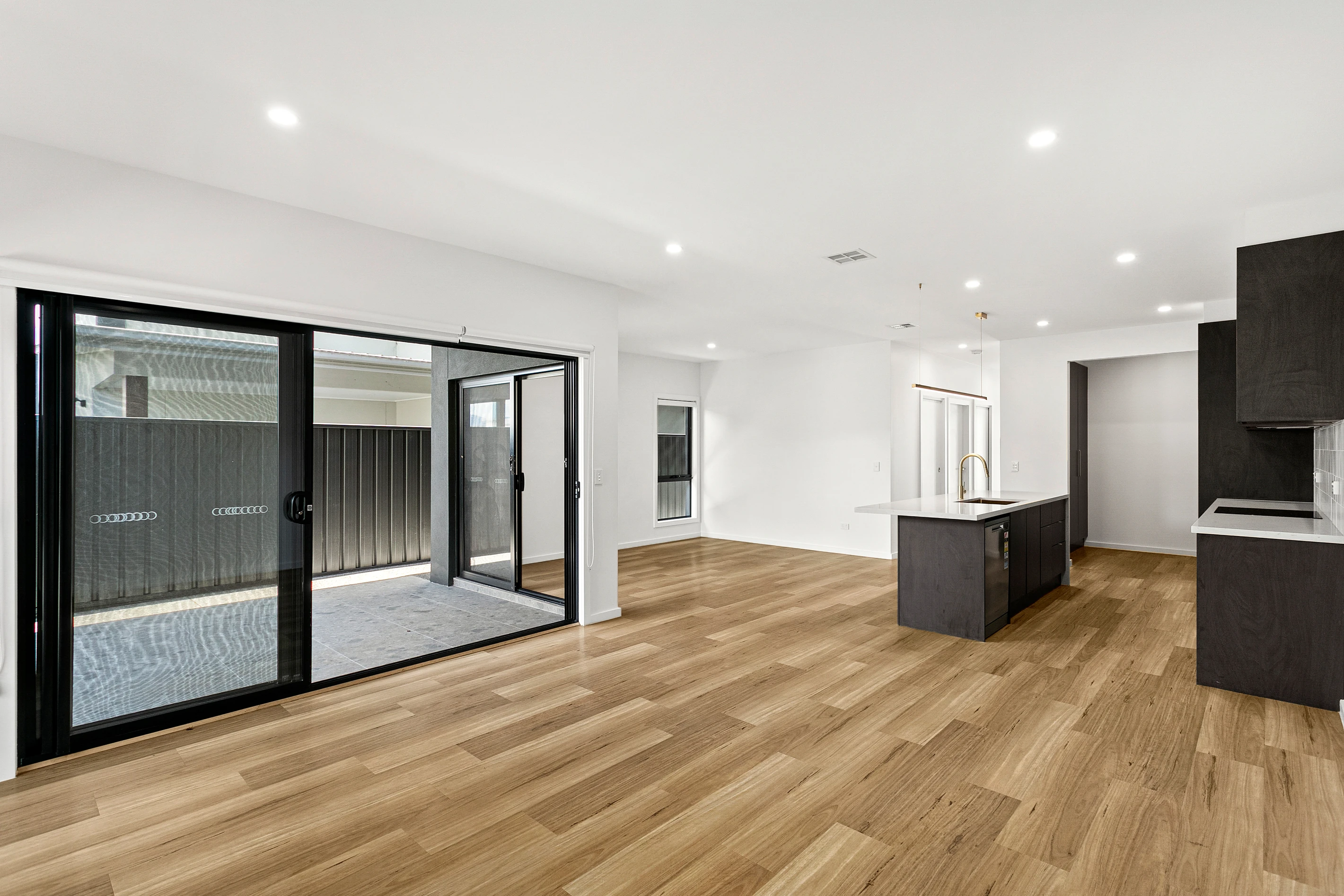 5A Celestial Avenue, Dunmore, NSW 2529
