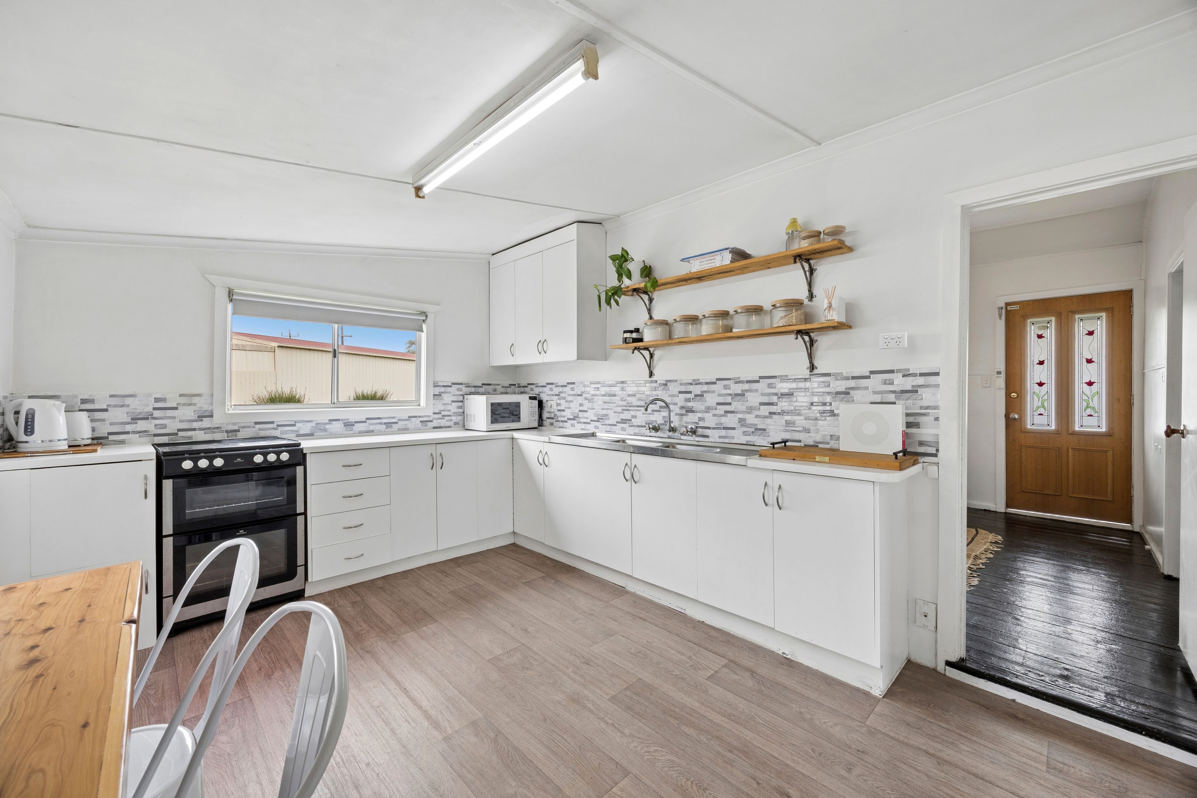 62 Fergusson Street — photo 5 of 14