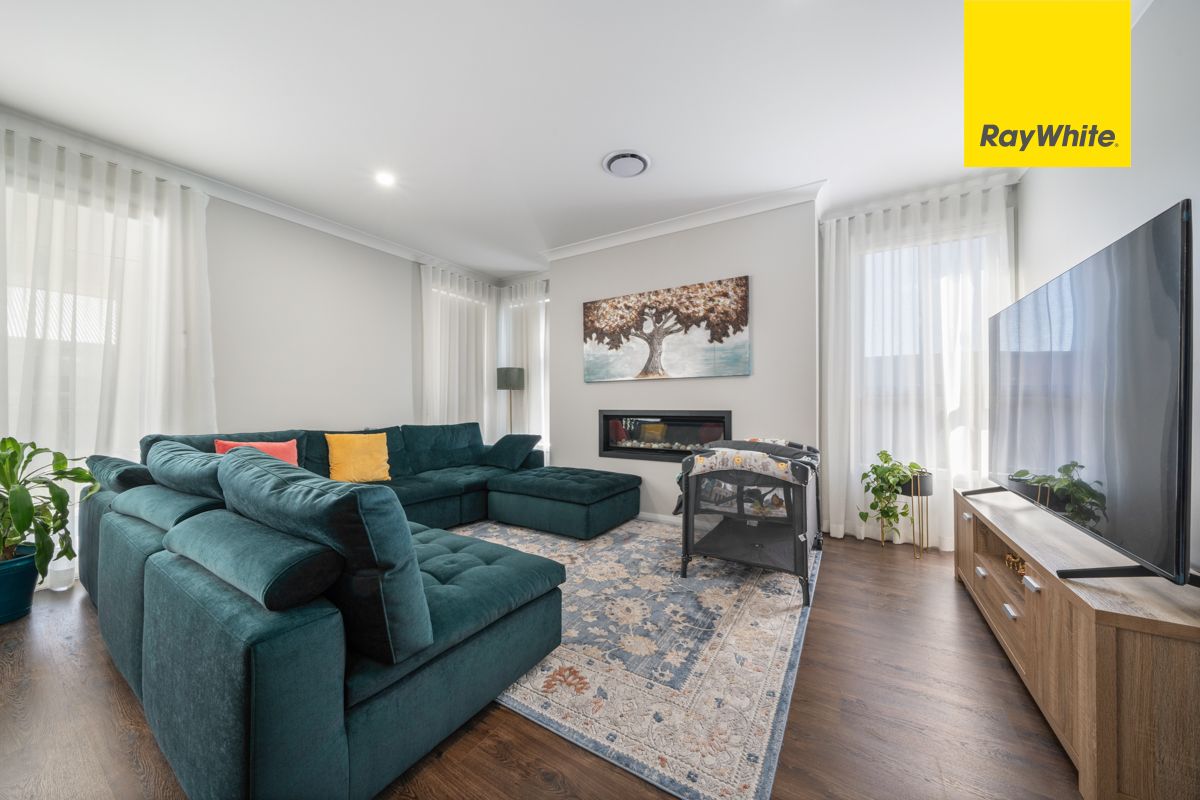 12 Hollitt Street, Googong, NSW 2620