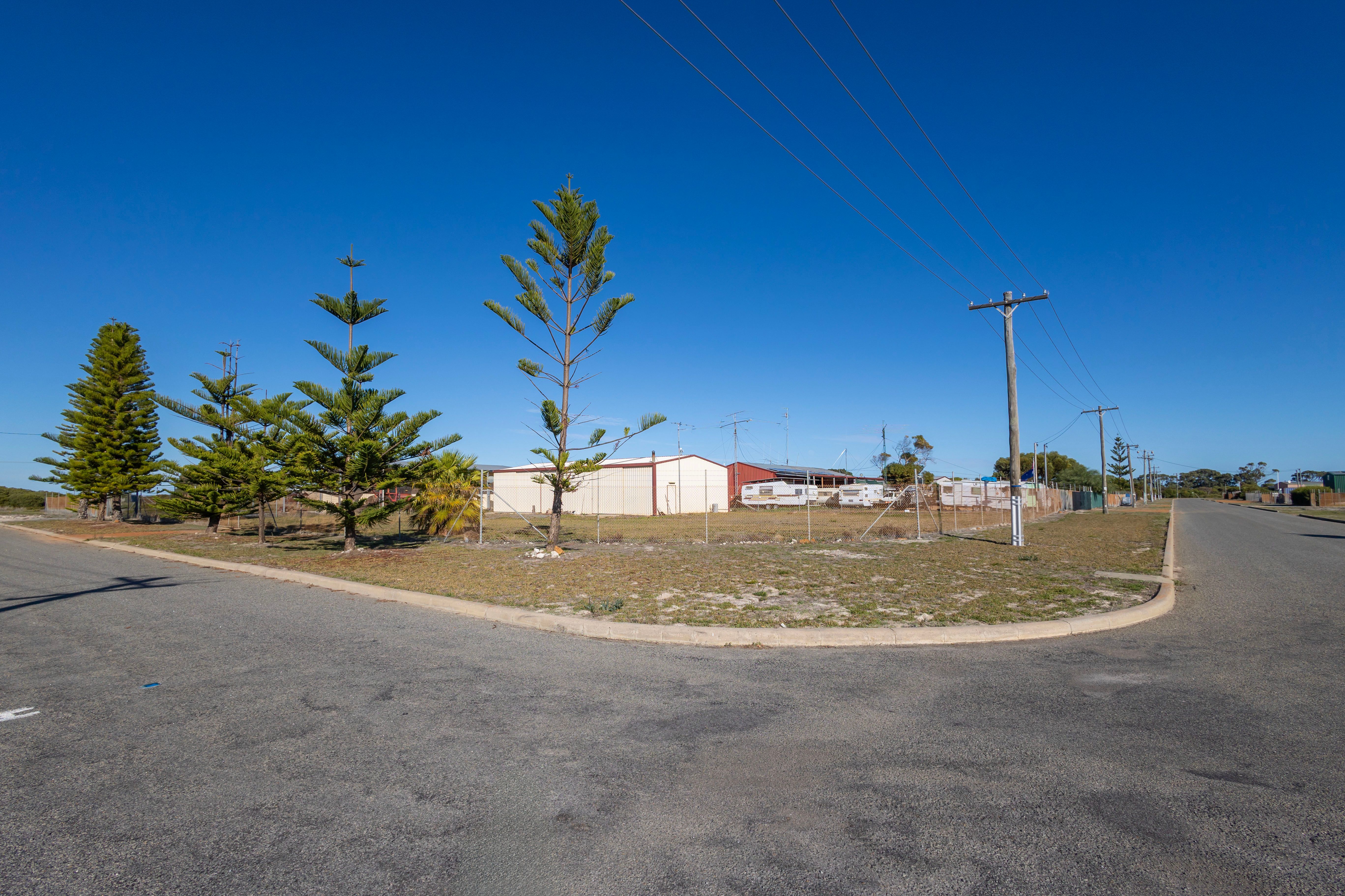 14 Tailor Street, Leeman, WA 6514