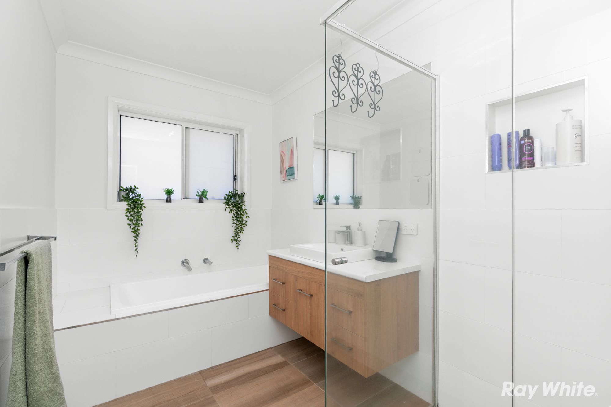 30 Lewis Street South — photo 14 of 25