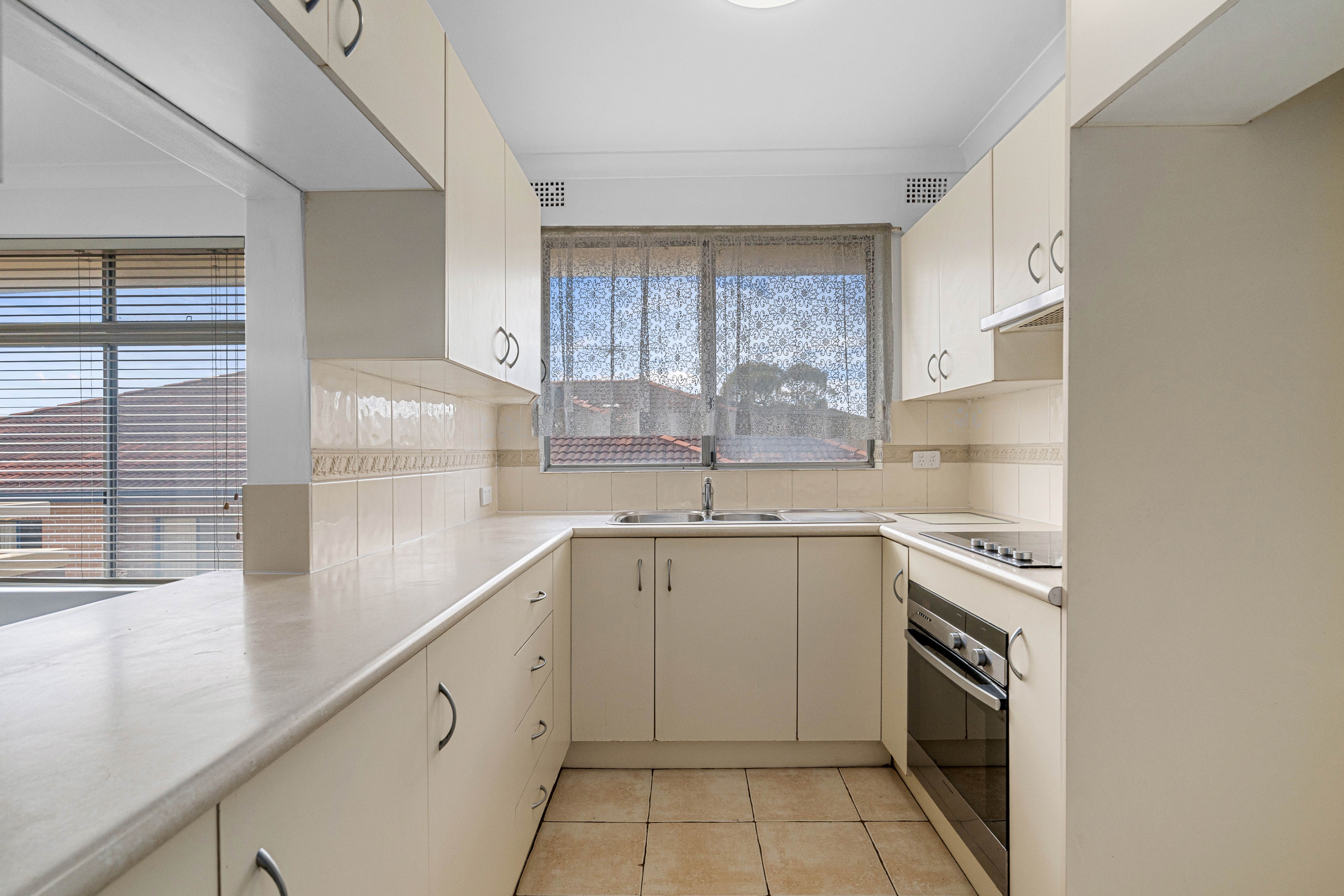 8/45 Austral Street — photo 6 of 9