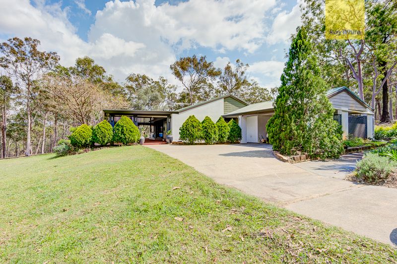 220 Leacroft Street, Burbank, QLD 4156