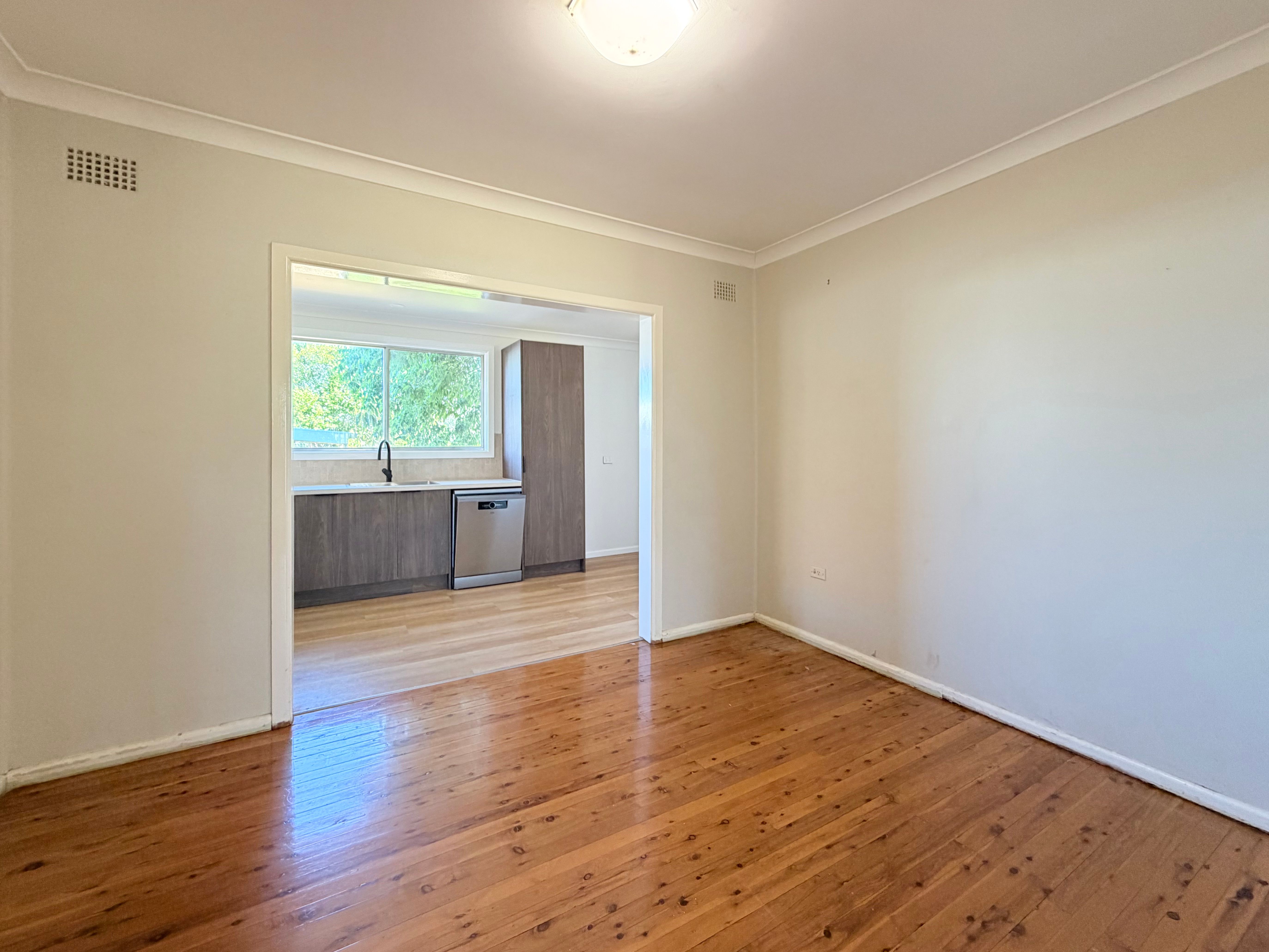 19 Orange Street — photo 3 of 10
