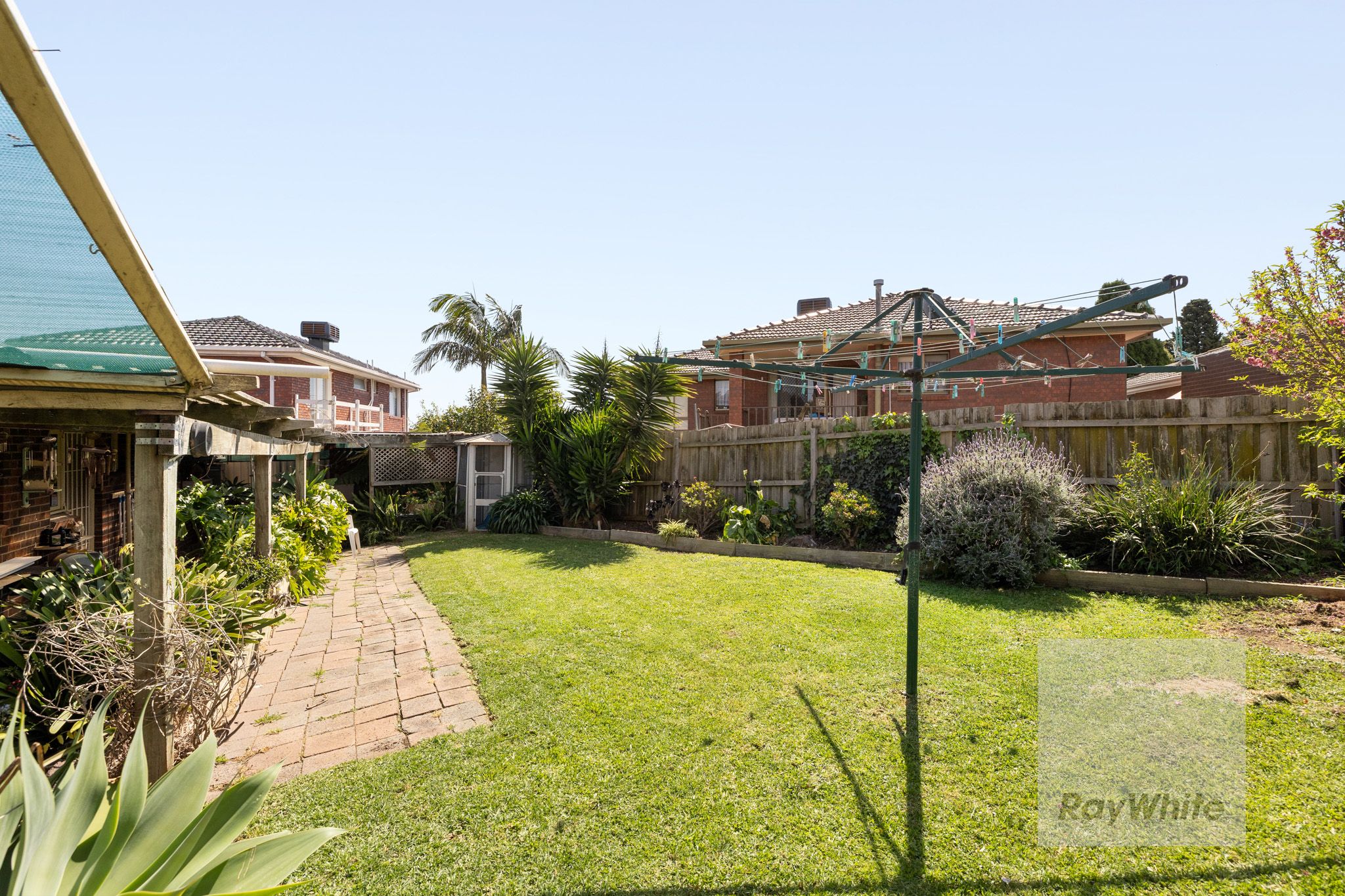 40 Japonica Street — photo 10 of 10