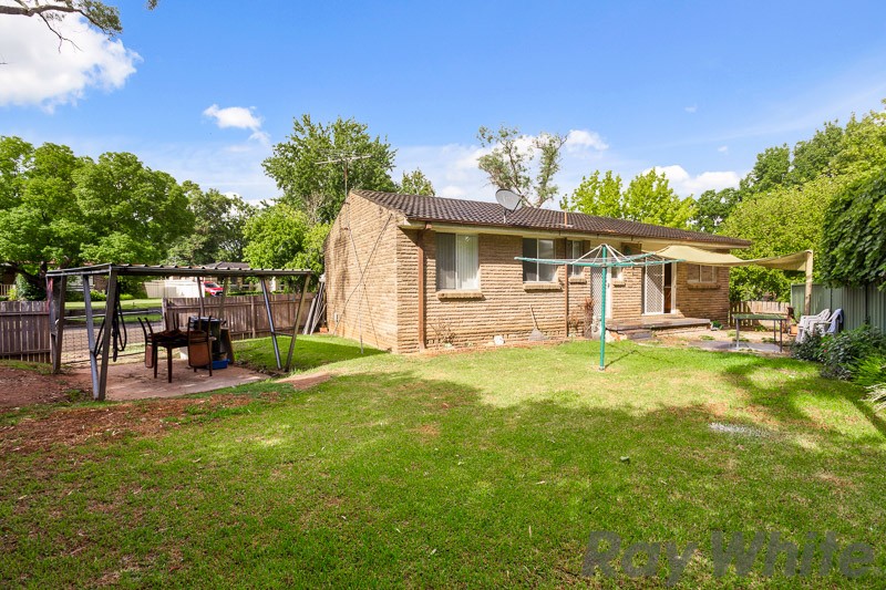 18 William Cox Drive, Richmond, NSW 2753