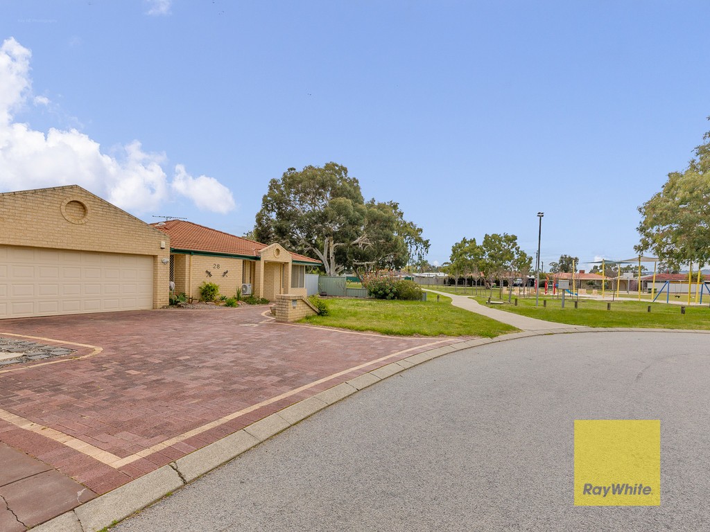 28 Citrine Gardens, Forrestfield, WA 6058